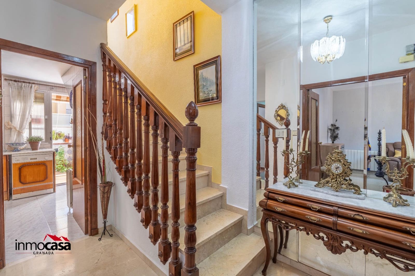 4 sovrum Semi-fristående Villa till salu i Armilla med garage - 275 000 € (Ref: 9637756)