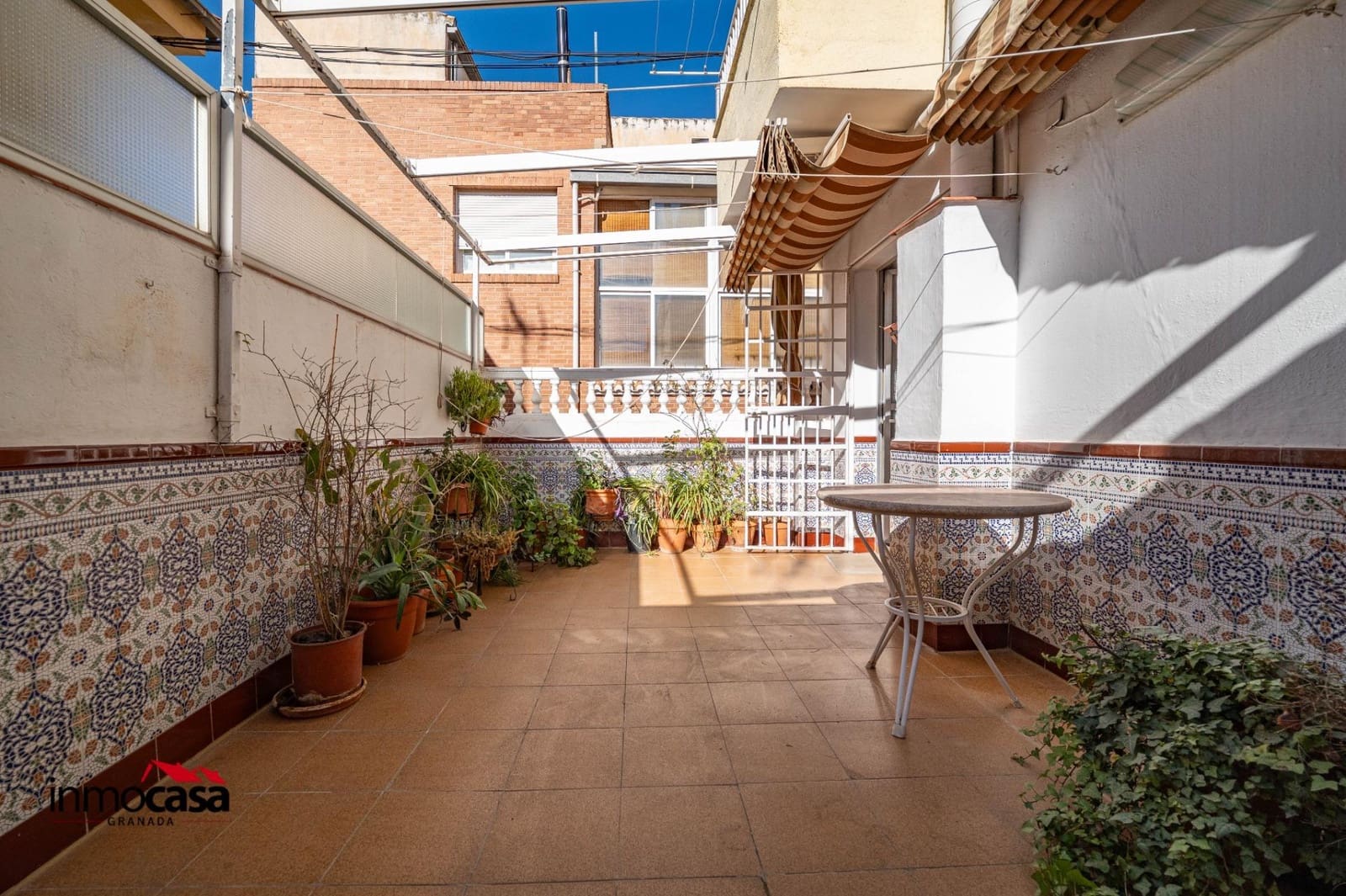 4 sovrum Semi-fristående Villa till salu i Armilla med garage - 275 000 € (Ref: 9637756)