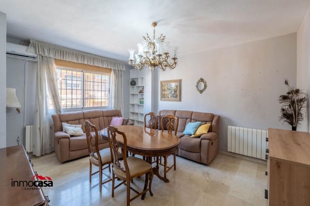 4 chambre Villa/Maison Semi-Mitoyenne à vendre à Armilla avec garage - 275 000 € (Ref: 9637756)