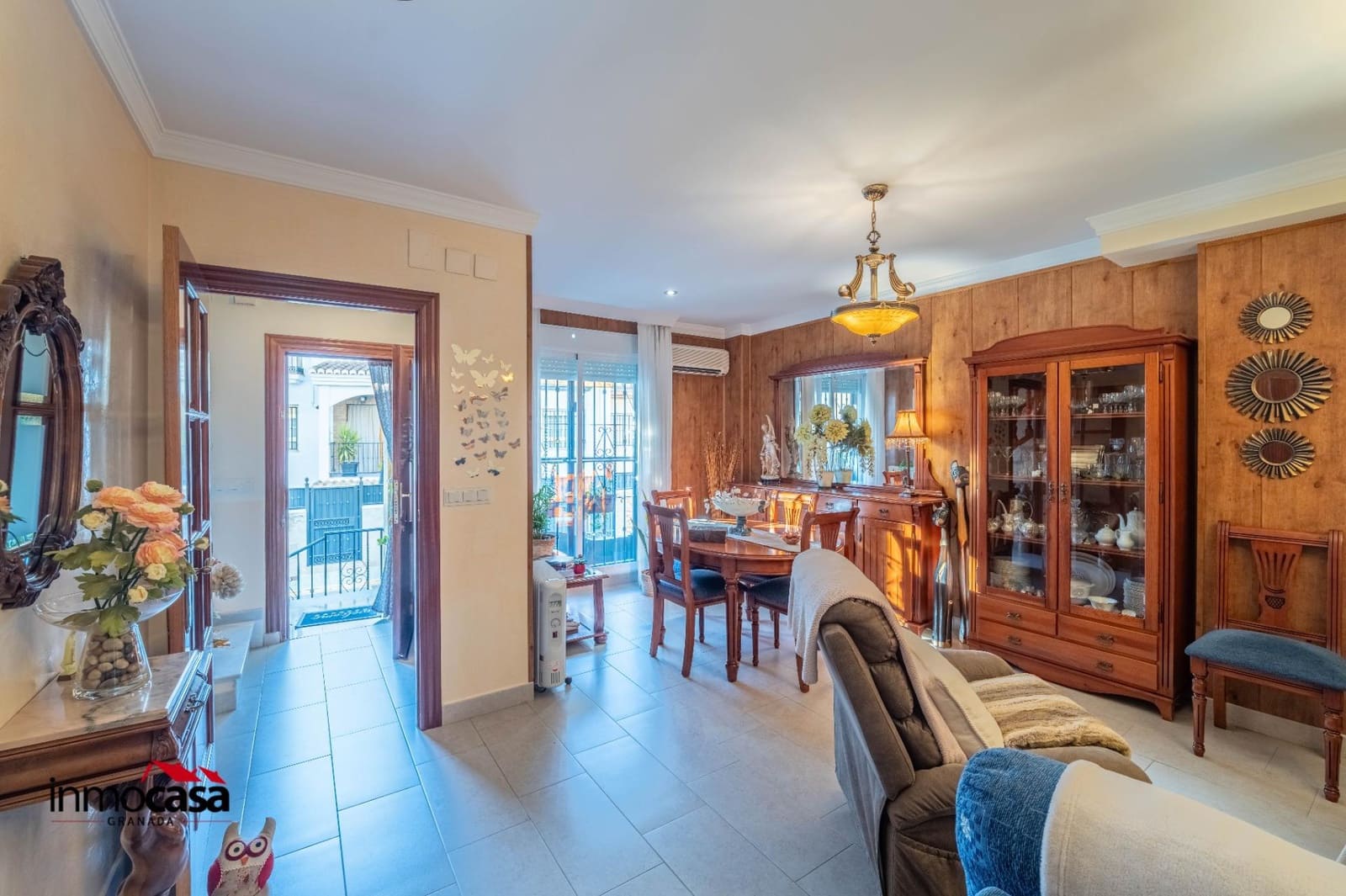 4 makuuhuone Rivitalo myytävänä paikassa Peligros mukana 
autotalli - 280 000 € (Ref: 9645176)