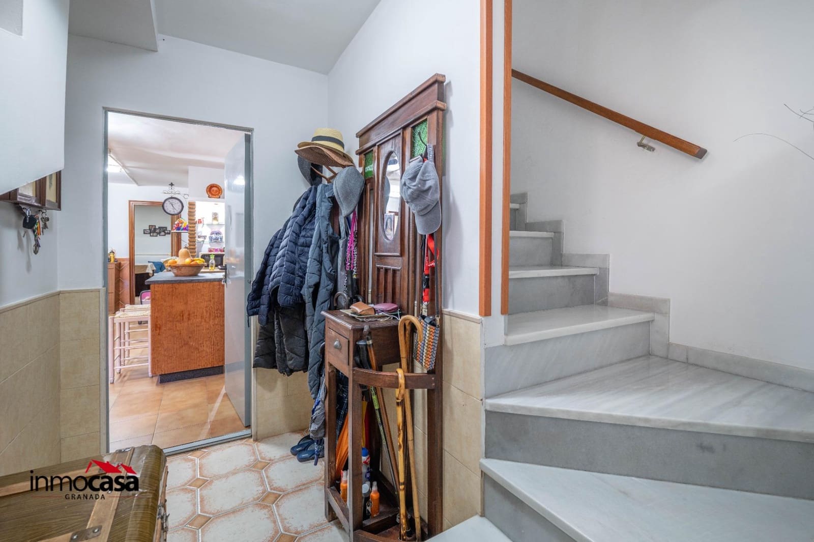 4 makuuhuone Rivitalo myytävänä paikassa Peligros mukana 
autotalli - 280 000 € (Ref: 9645176)