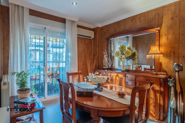 4 makuuhuone Rivitalo myytävänä paikassa Peligros mukana 
autotalli - 280 000 € (Ref: 9645176)