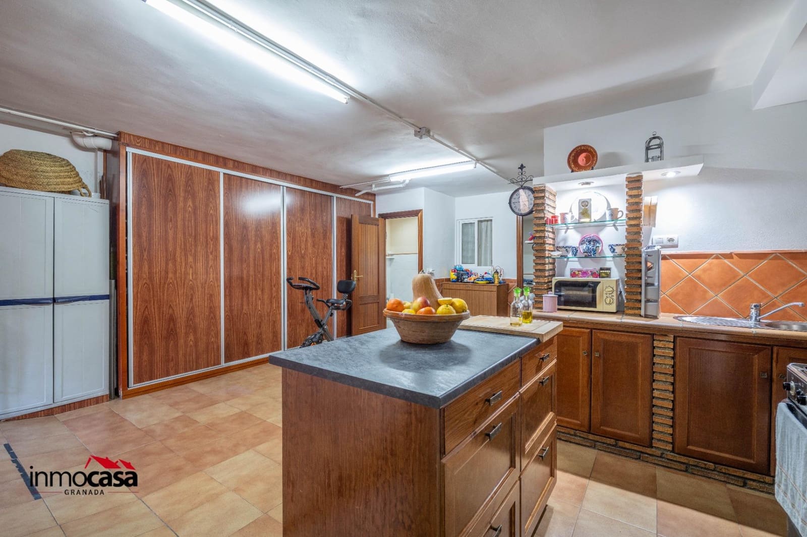 4 makuuhuone Rivitalo myytävänä paikassa Peligros mukana 
autotalli - 280 000 € (Ref: 9645176)