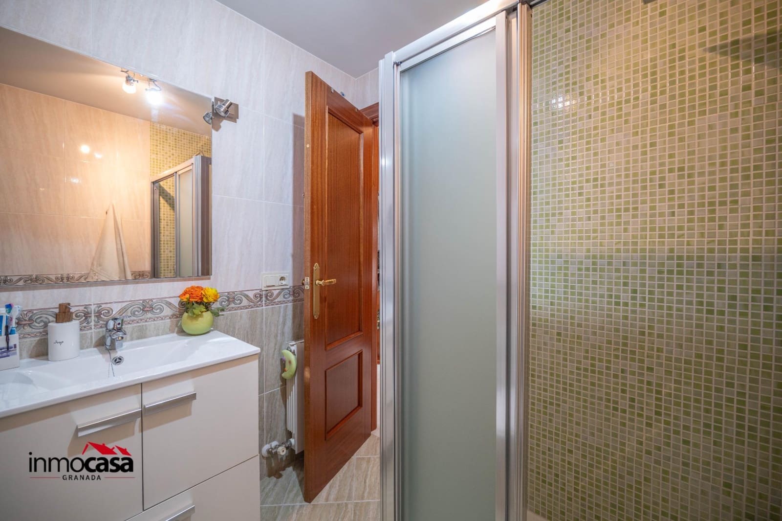 4 makuuhuone Rivitalo myytävänä paikassa Peligros mukana 
autotalli - 280 000 € (Ref: 9645176)