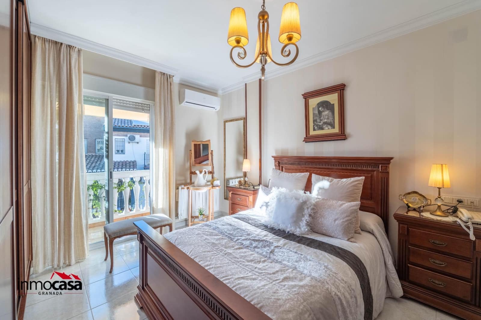 4 makuuhuone Rivitalo myytävänä paikassa Peligros mukana 
autotalli - 280 000 € (Ref: 9645176)