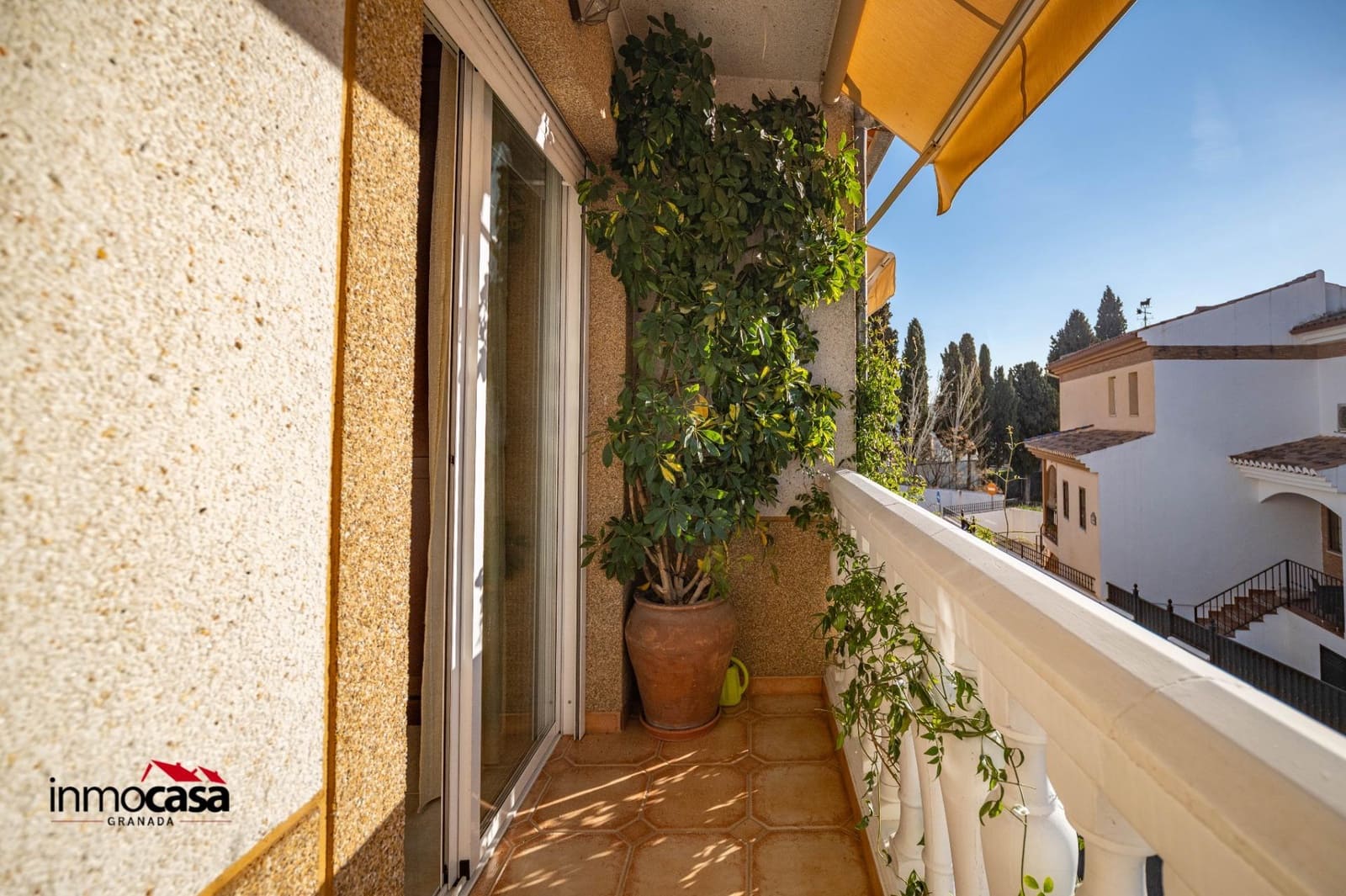 4 makuuhuone Rivitalo myytävänä paikassa Peligros mukana 
autotalli - 280 000 € (Ref: 9645176)