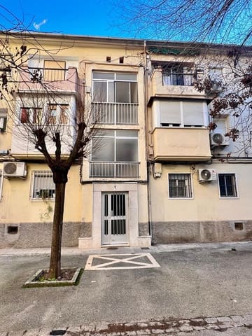 3 soveværelse Lejlighed til leje i Zaidin, Granada by - € 700 (Ref: 9645177)