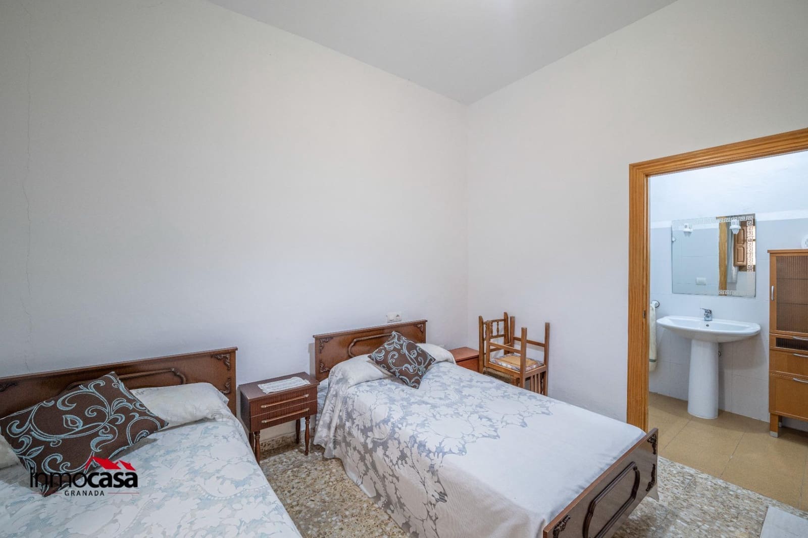 4 slaapkamer Huis te koop in Cadiar - € 149.000 (Ref: 9645178)