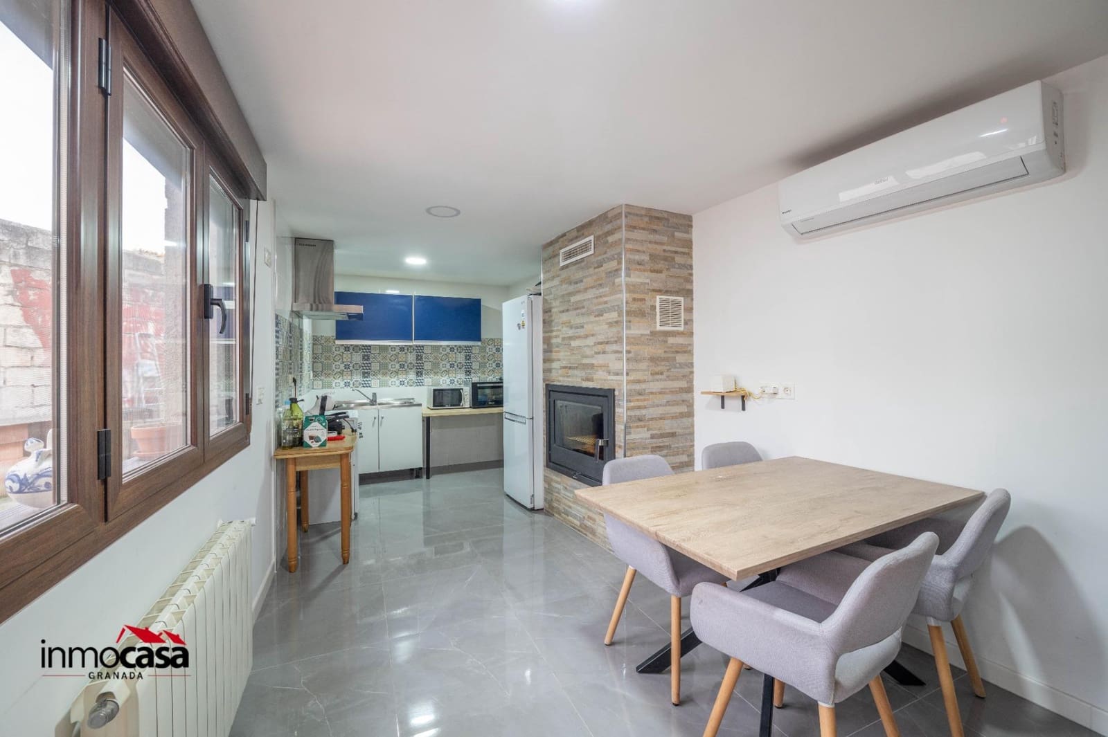 Chalet de 4 habitaciones en Albolote en venta - 200.000 € (Ref: 9652174)