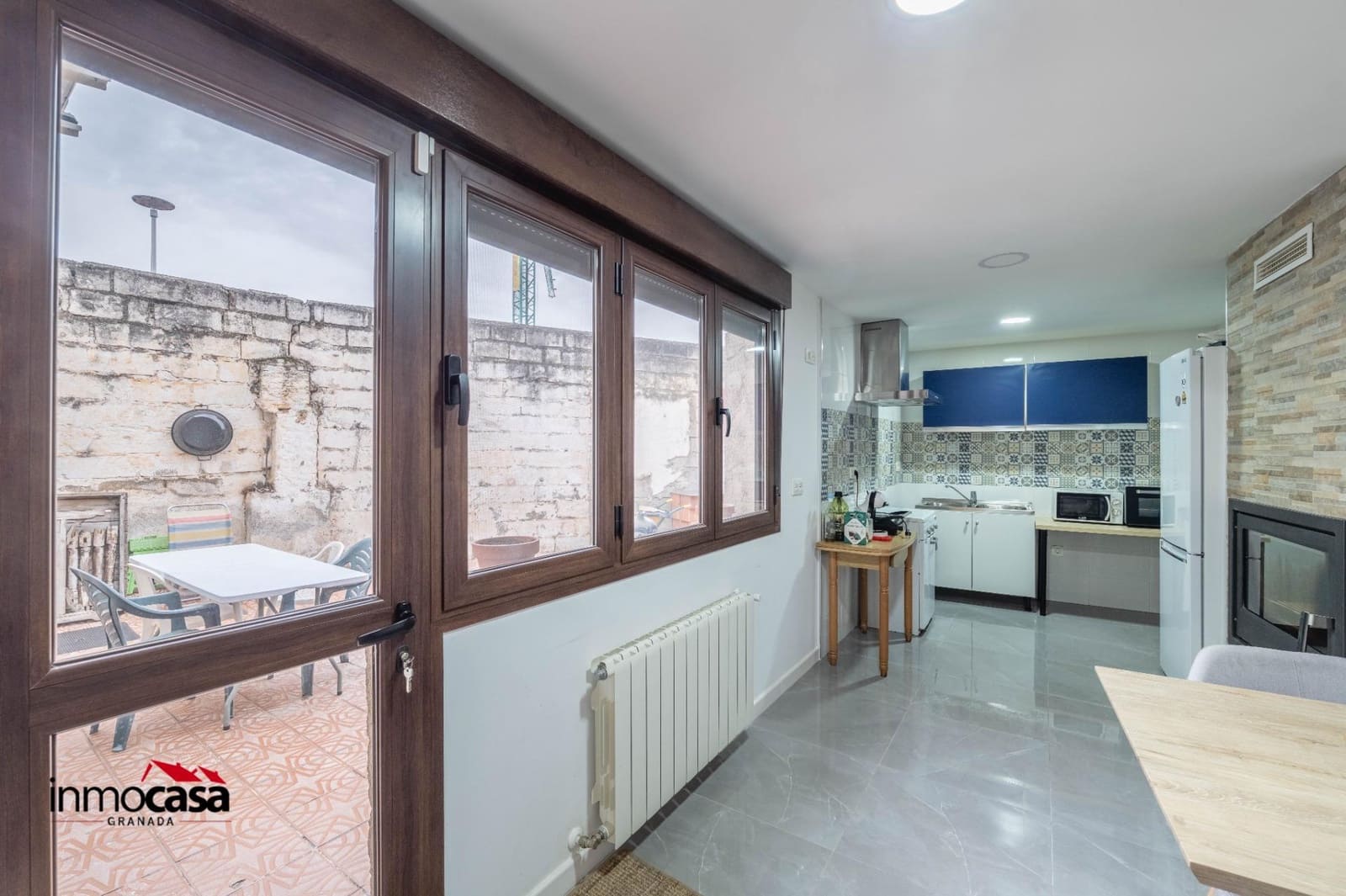 Chalet de 4 habitaciones en Albolote en venta - 200.000 € (Ref: 9652174)