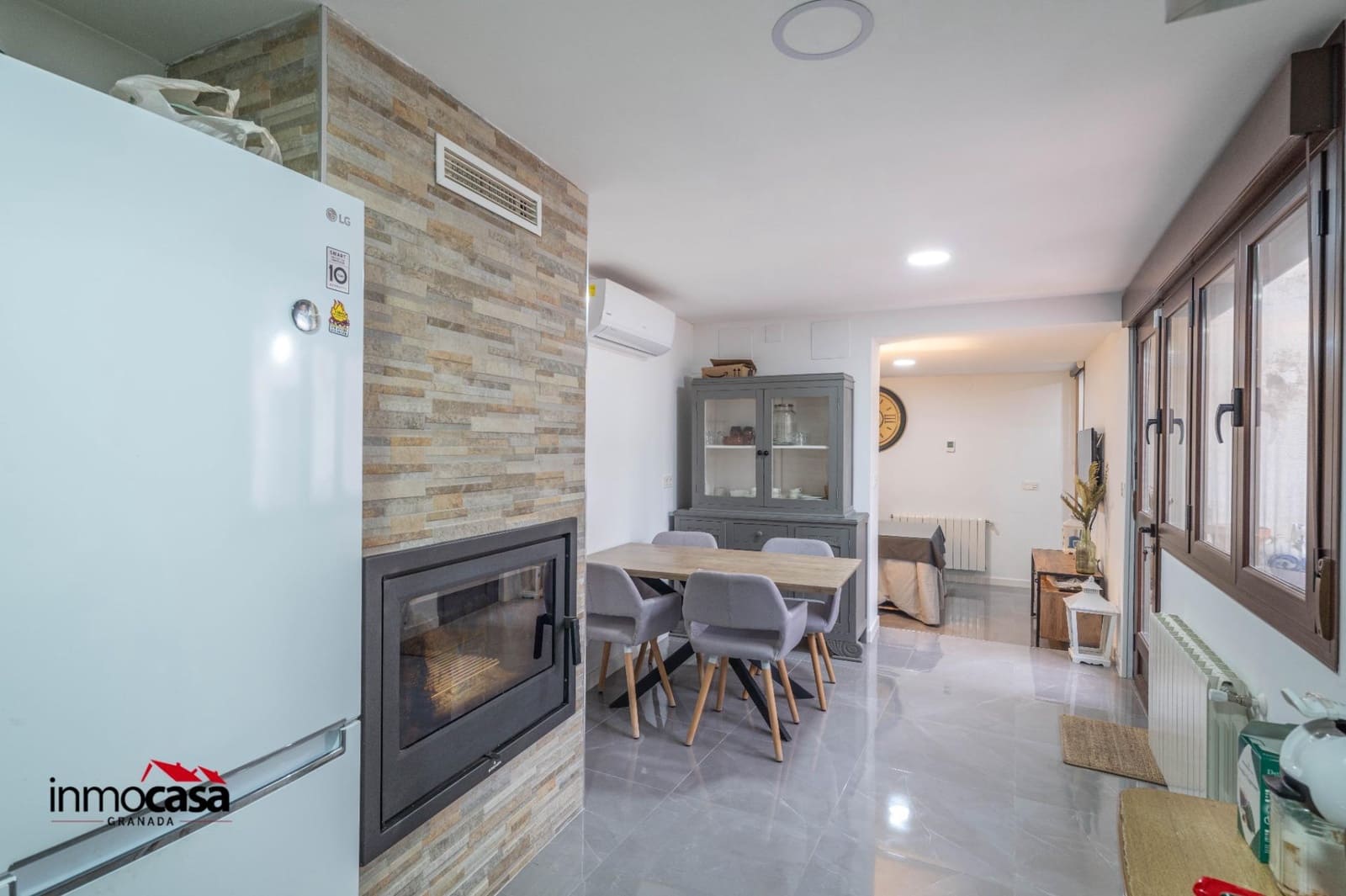 Chalet de 4 habitaciones en Albolote en venta - 200.000 € (Ref: 9652174)