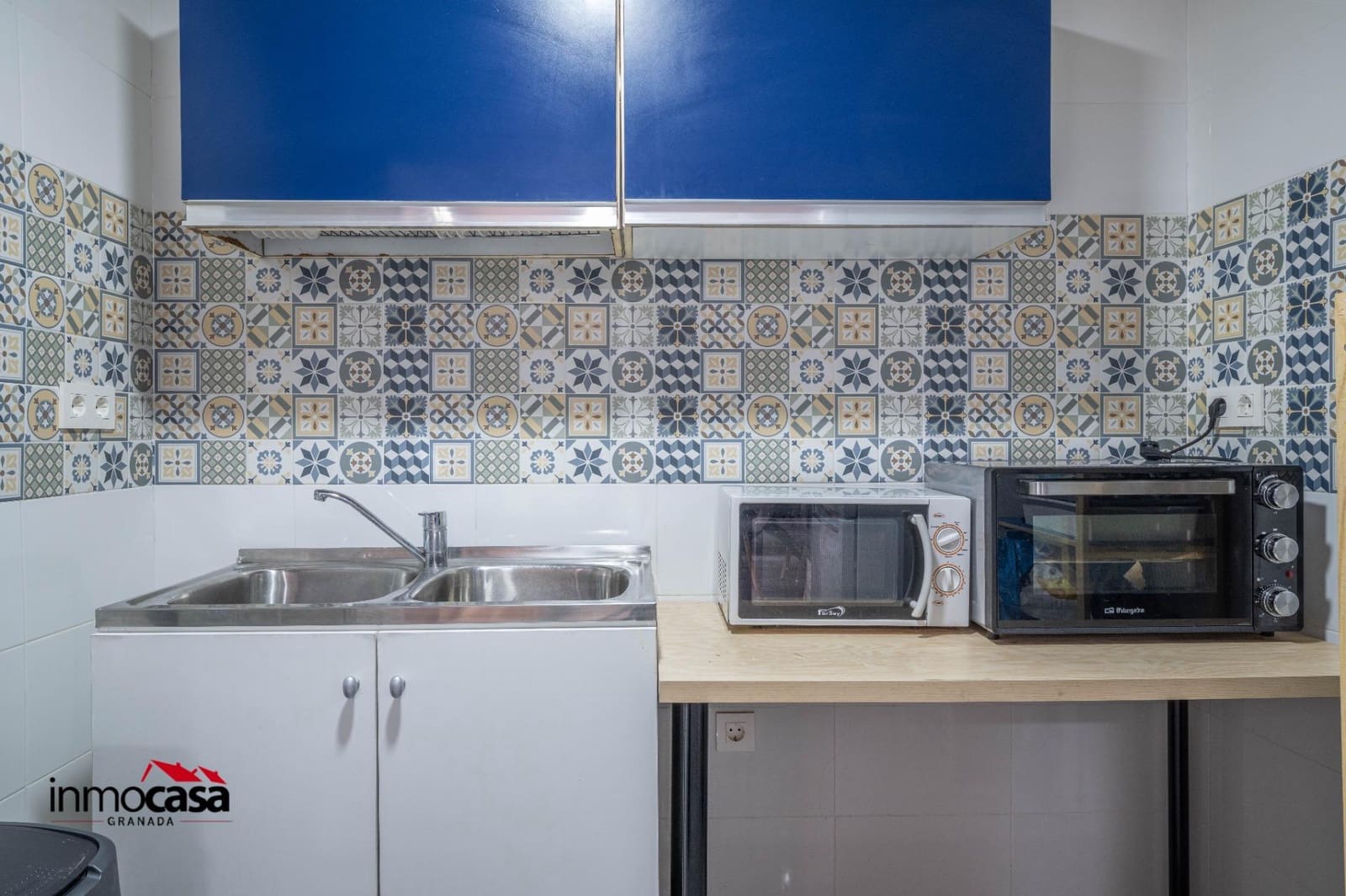 Chalet de 4 habitaciones en Albolote en venta - 200.000 € (Ref: 9652174)