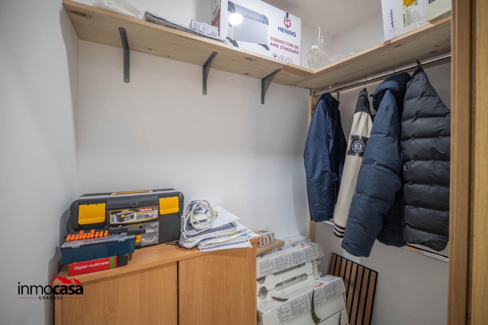 Chalet de 4 habitaciones en Albolote en venta - 200.000 € (Ref: 9652174)