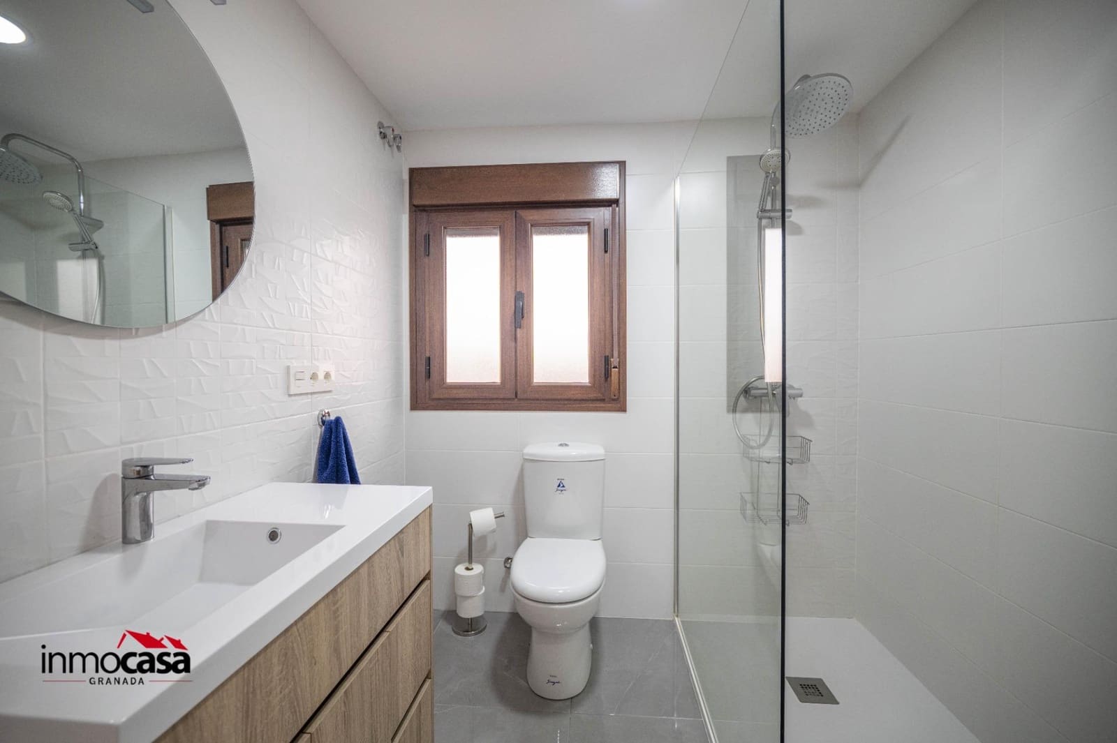 Chalet de 4 habitaciones en Albolote en venta - 200.000 € (Ref: 9652174)