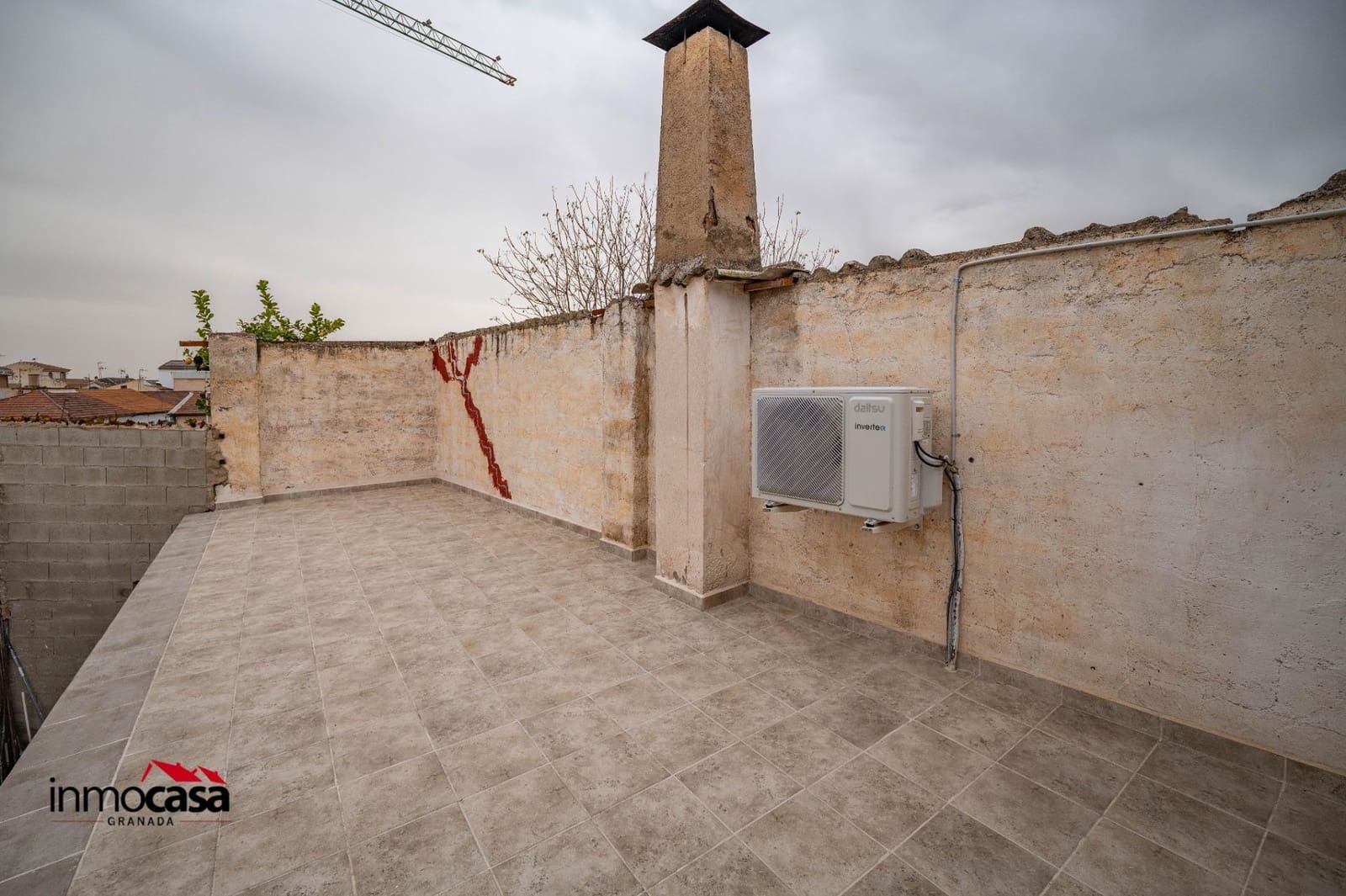 Chalet de 4 habitaciones en Albolote en venta - 200.000 € (Ref: 9652174)