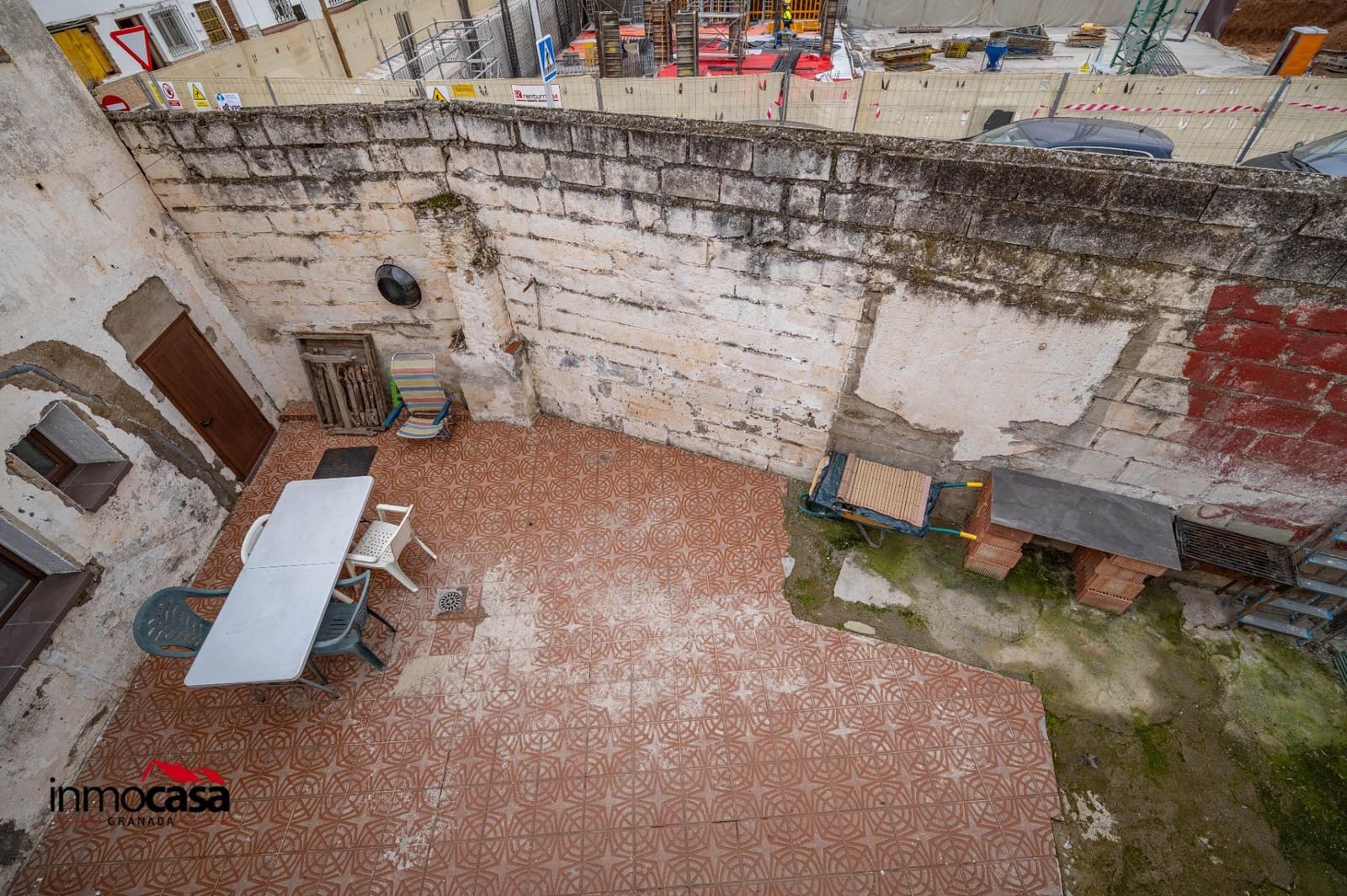 Chalet de 4 habitaciones en Albolote en venta - 200.000 € (Ref: 9652174)