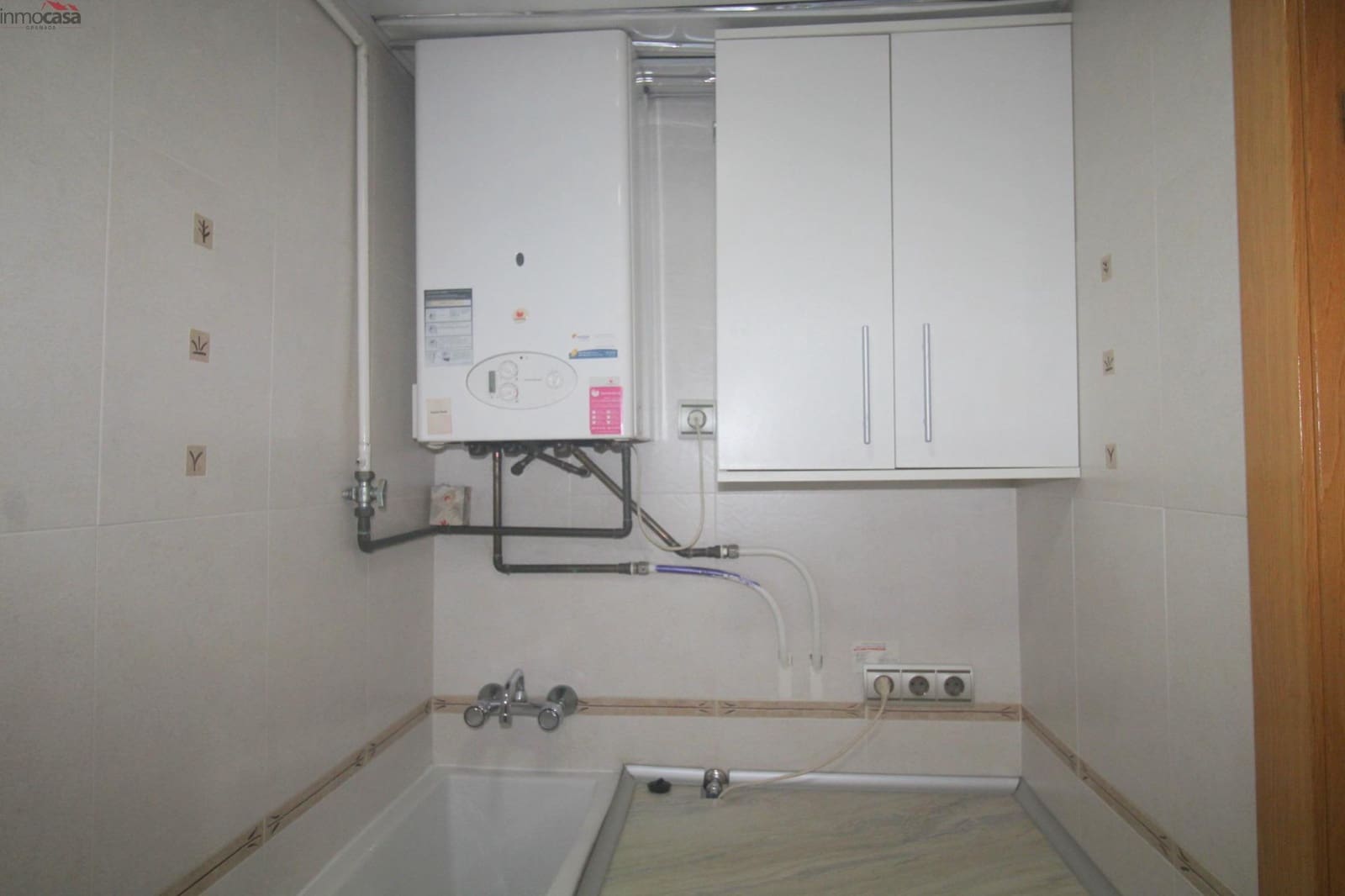 3 makuuhuone Asunto vuokrattavana paikassa Armilla mukana 
autotalli - 750 € (Ref: 9656238)