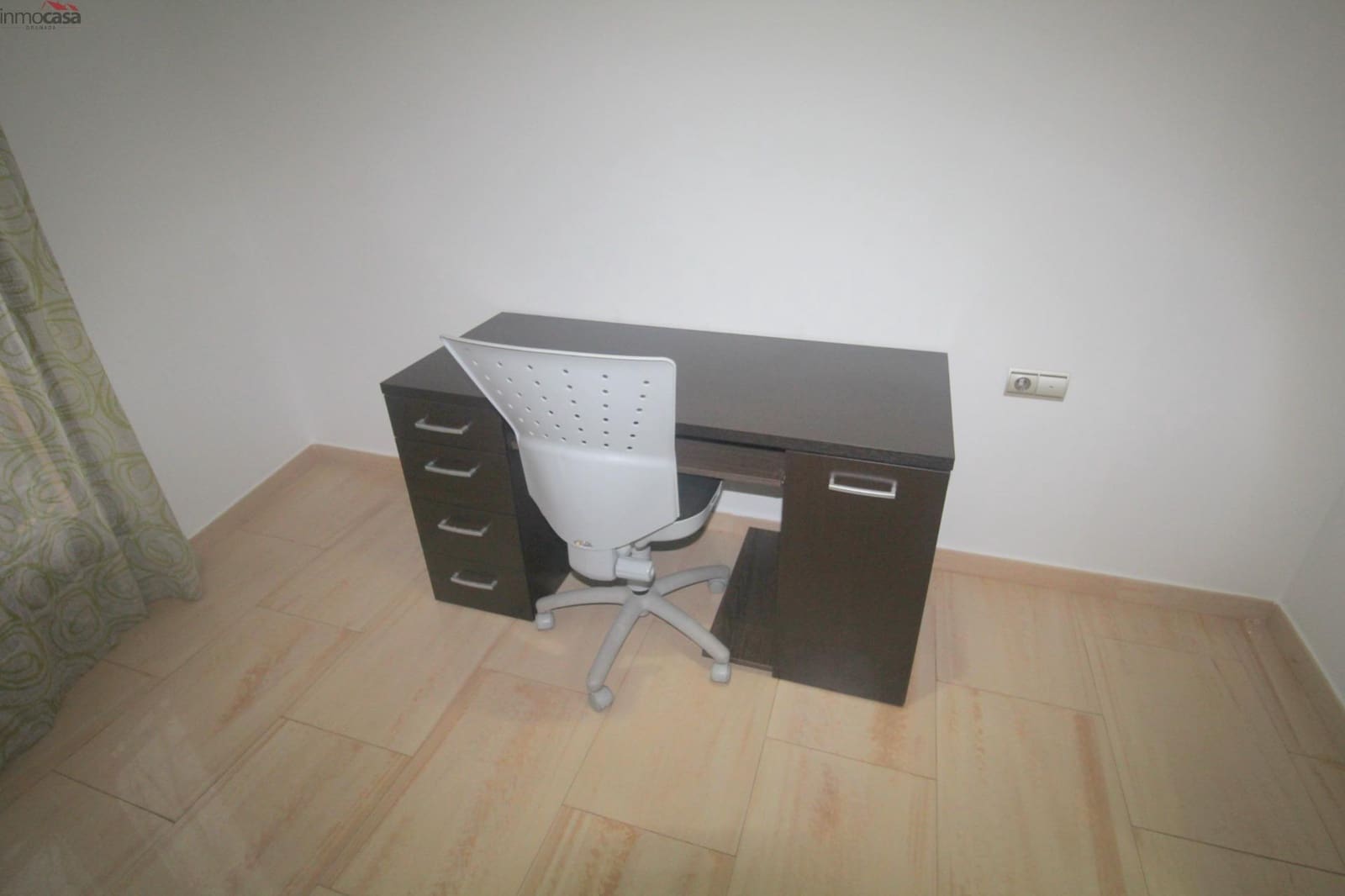 3 makuuhuone Asunto vuokrattavana paikassa Armilla mukana 
autotalli - 750 € (Ref: 9656238)