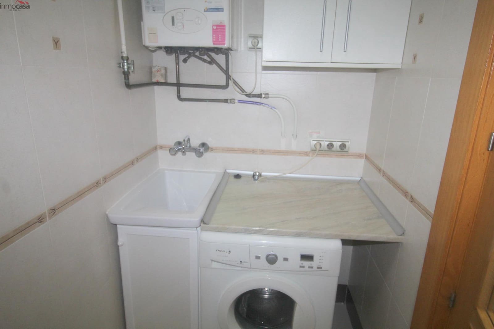 3 makuuhuone Asunto vuokrattavana paikassa Armilla mukana 
autotalli - 750 € (Ref: 9656238)