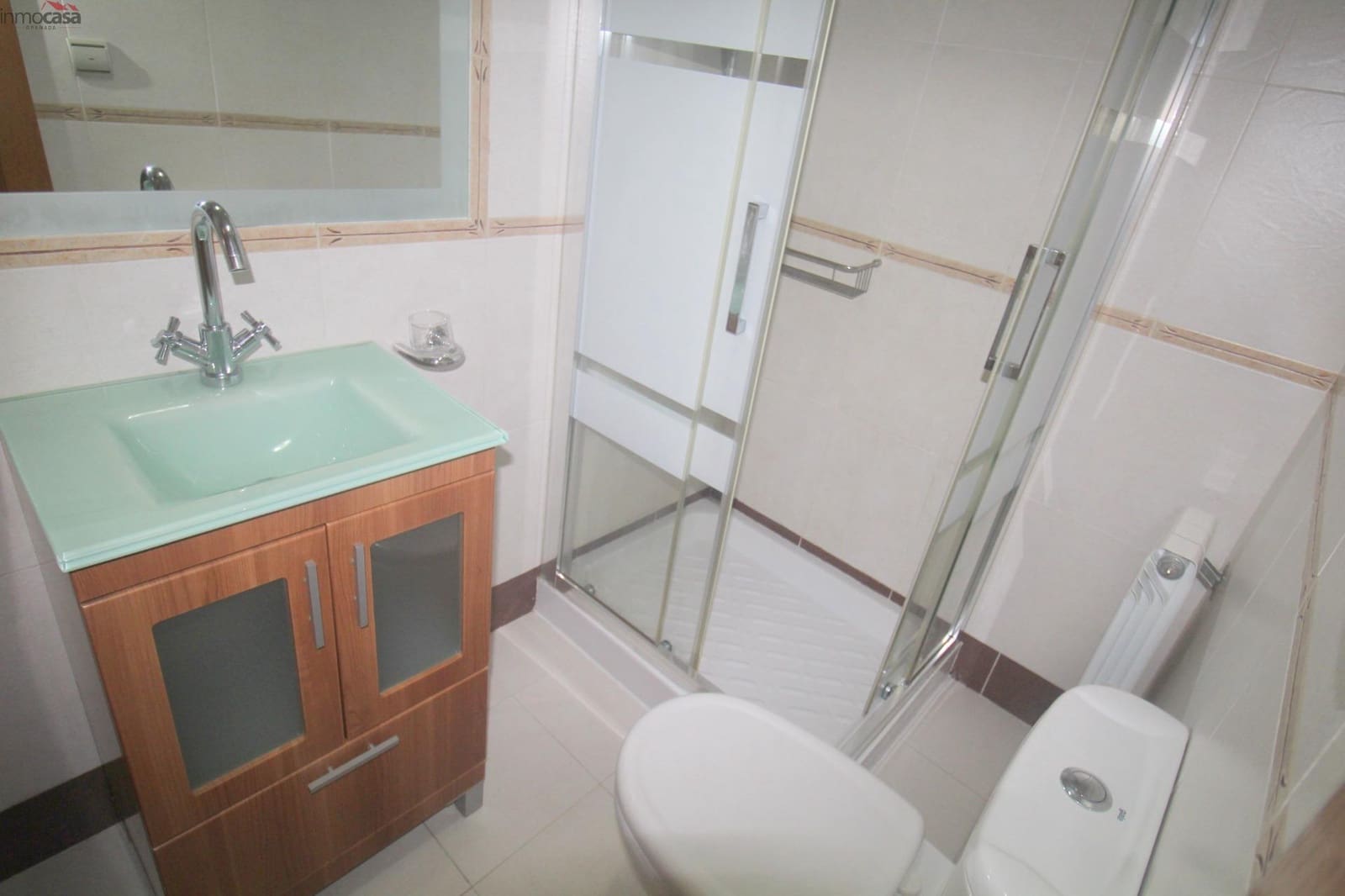 3 makuuhuone Asunto vuokrattavana paikassa Armilla mukana 
autotalli - 750 € (Ref: 9656238)