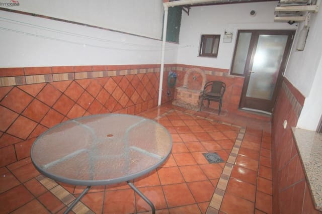 3 makuuhuone Asunto vuokrattavana paikassa Armilla mukana 
autotalli - 750 € (Ref: 9656238)