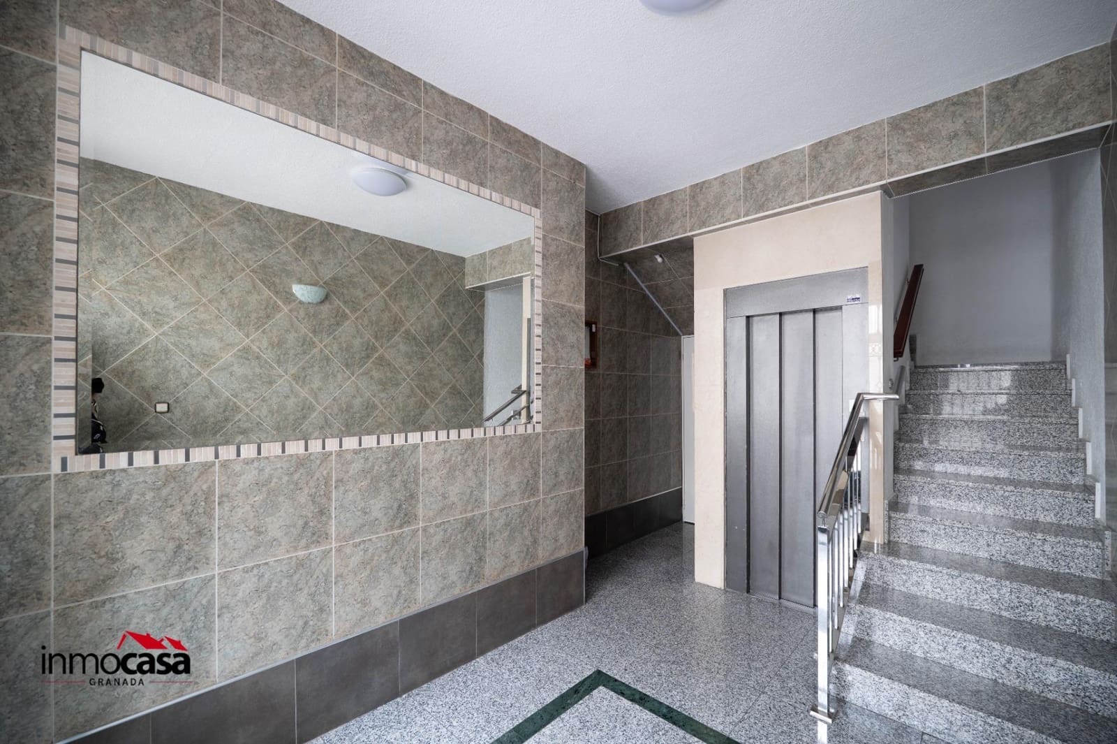 3 soveværelse Lejlighed til salg i Granada by - € 176.500 (Ref: 9659561)