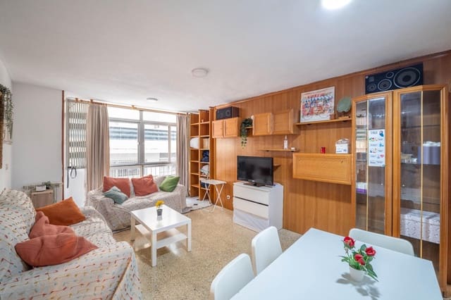 4 Zimmer Wohnung zu verkaufen in Granada Stadt - 245.000 € (Ref: 9666728)