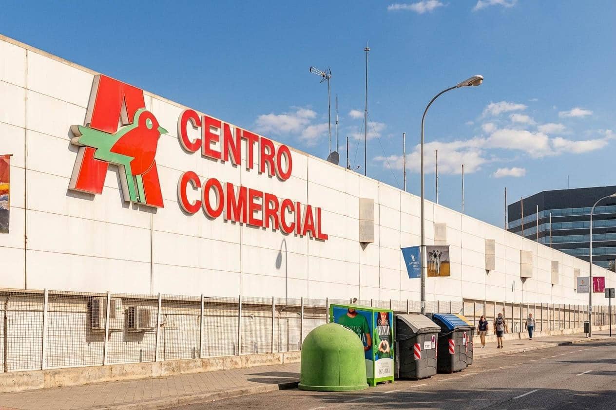 4 quarto Apartamento para venda em Granada cidade - 245 000 € (Ref: 9666728)