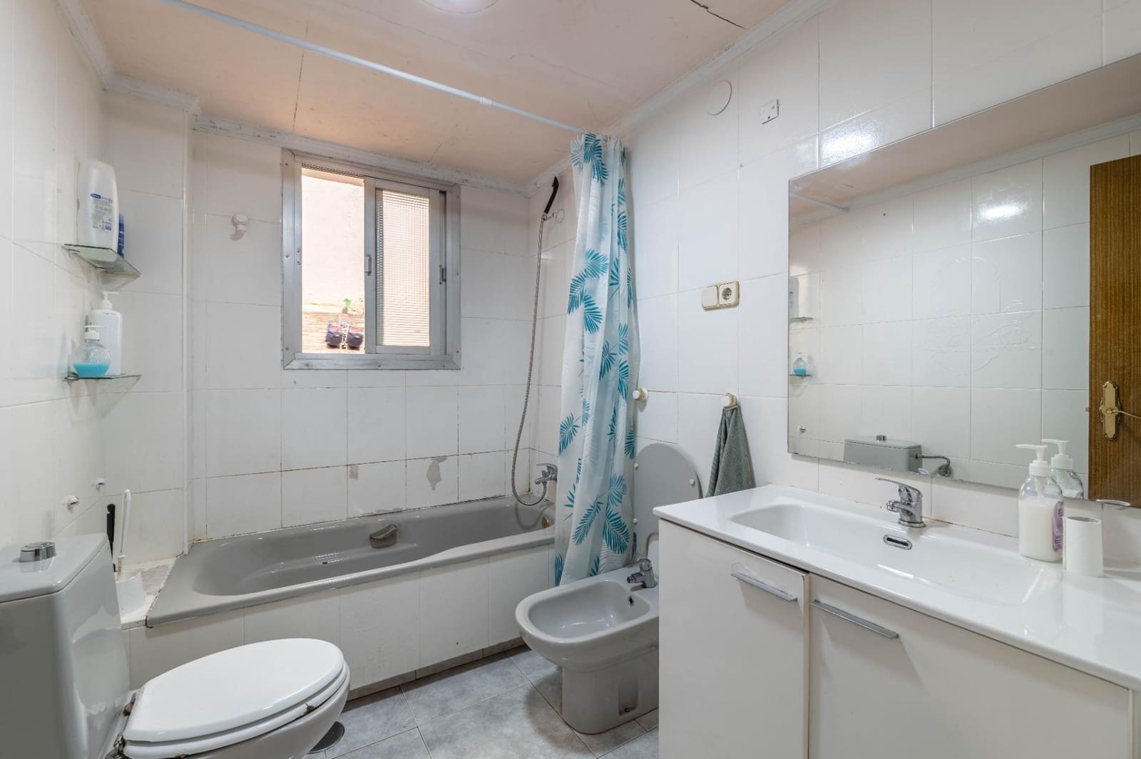 4 quarto Apartamento para venda em Granada cidade - 245 000 € (Ref: 9666728)