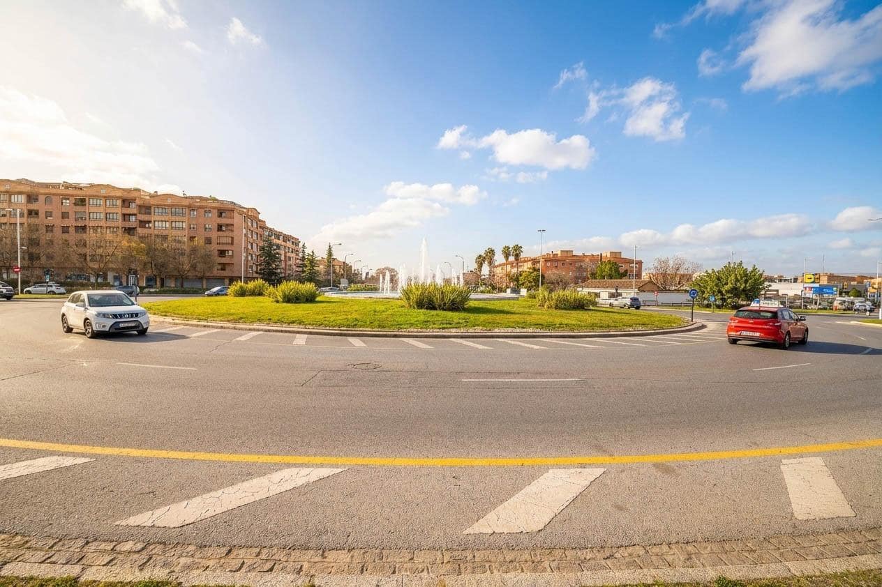 4 quarto Apartamento para venda em Granada cidade - 245 000 € (Ref: 9666728)