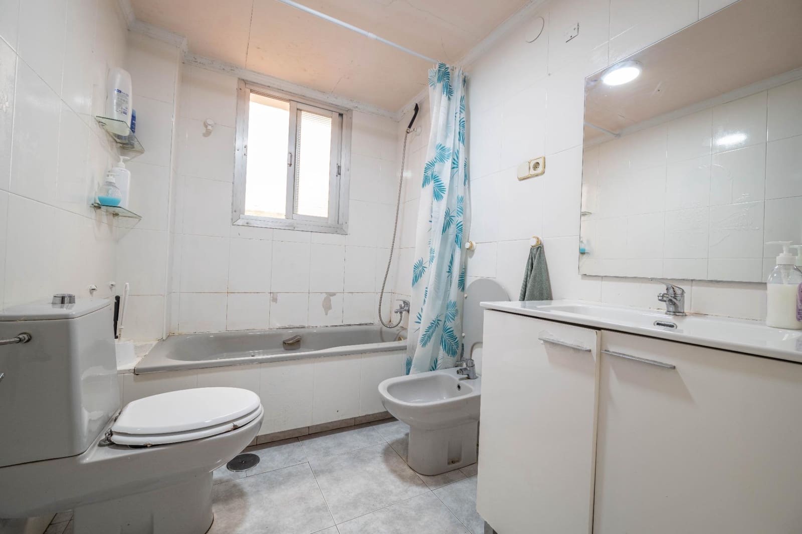 4 quarto Apartamento para venda em Granada cidade - 245 000 € (Ref: 9666728)