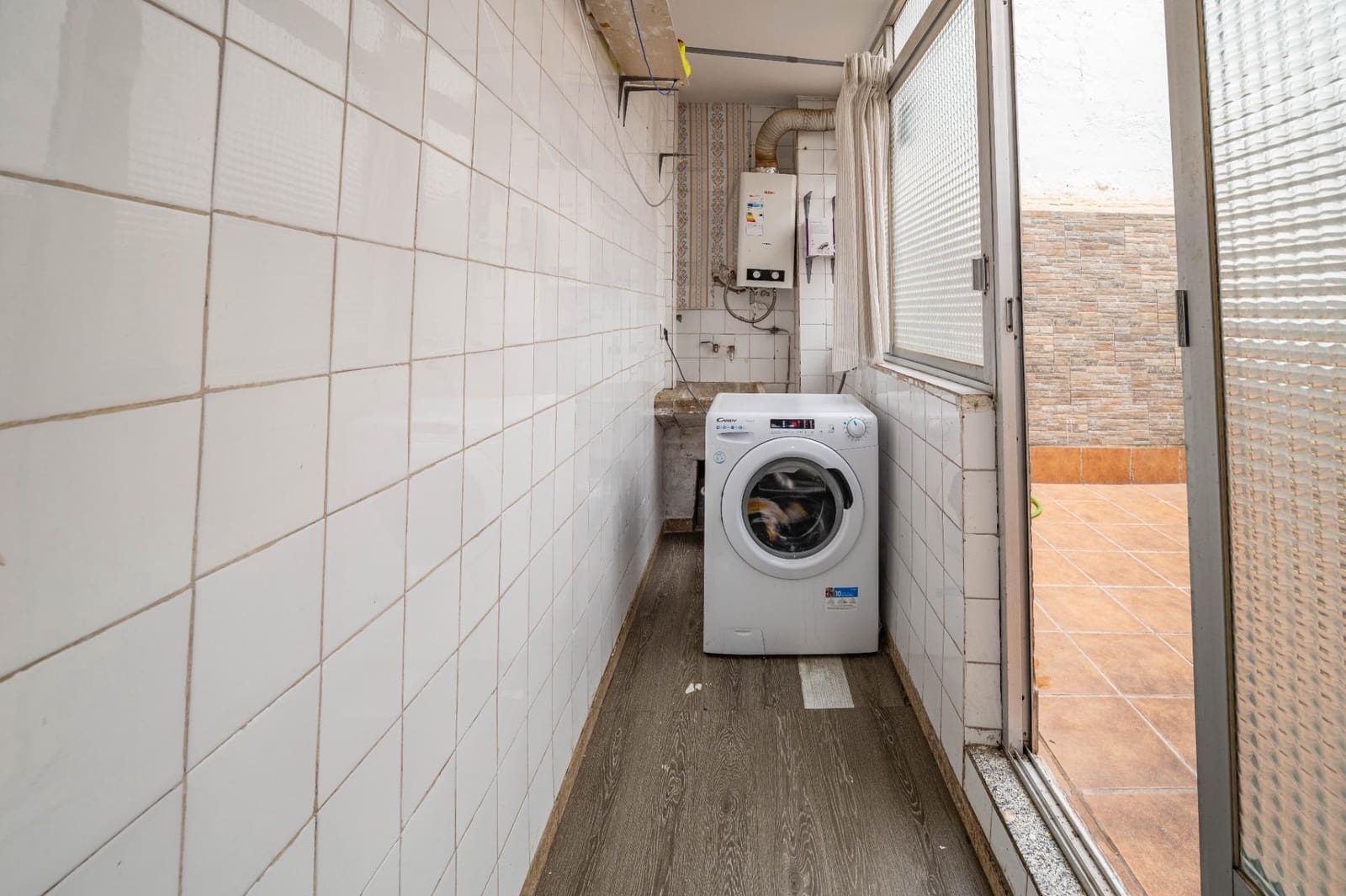 4 bedroom Flat for sale in Granada city - € 245,000 (Ref: 9666728)