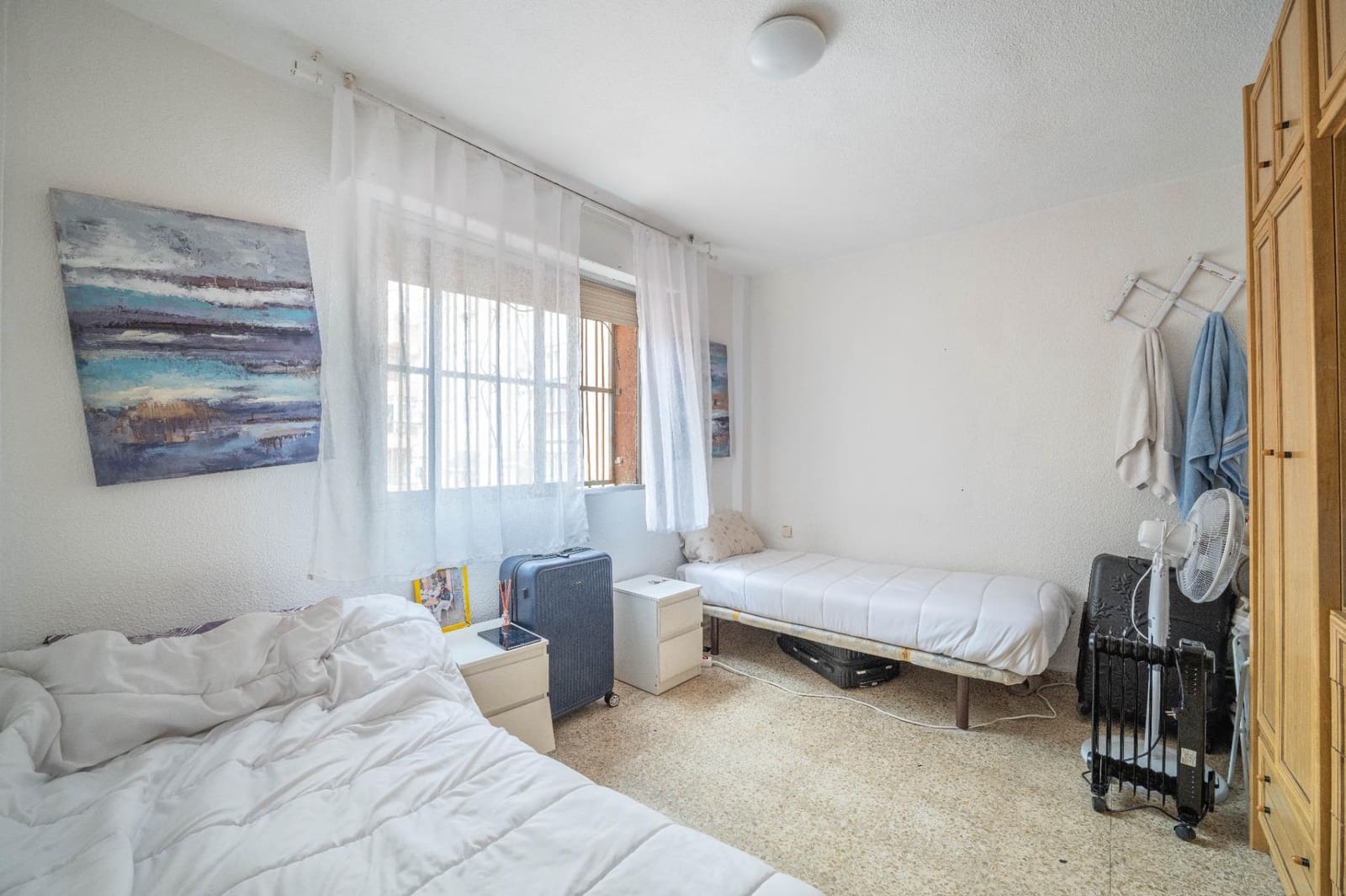 4 bedroom Flat for sale in Granada city - € 245,000 (Ref: 9666728)