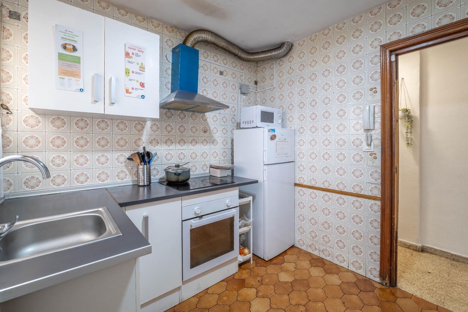 4 bedroom Flat for sale in Granada city - € 245,000 (Ref: 9666728)