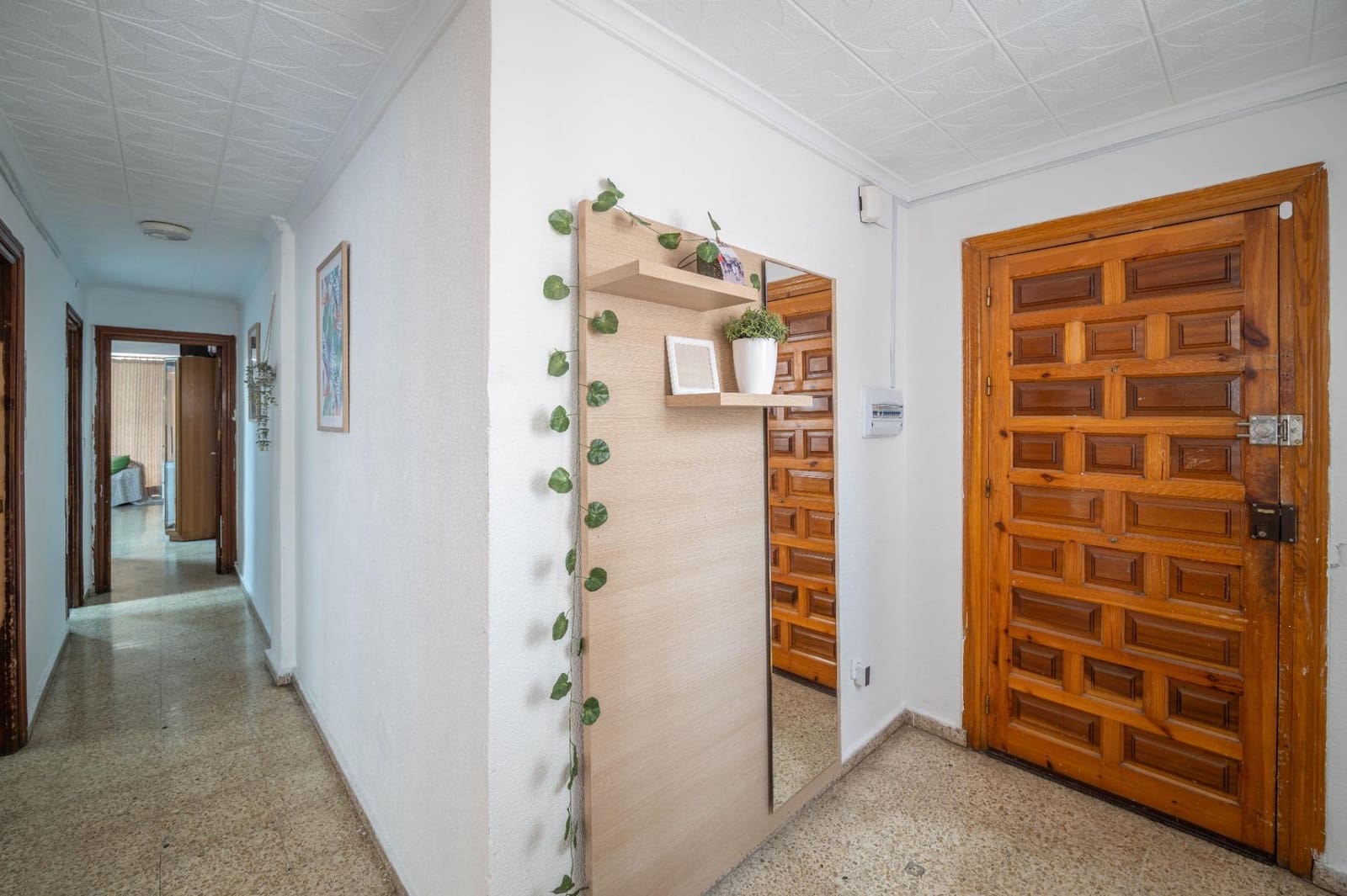 4 bedroom Flat for sale in Granada city - € 245,000 (Ref: 9666728)