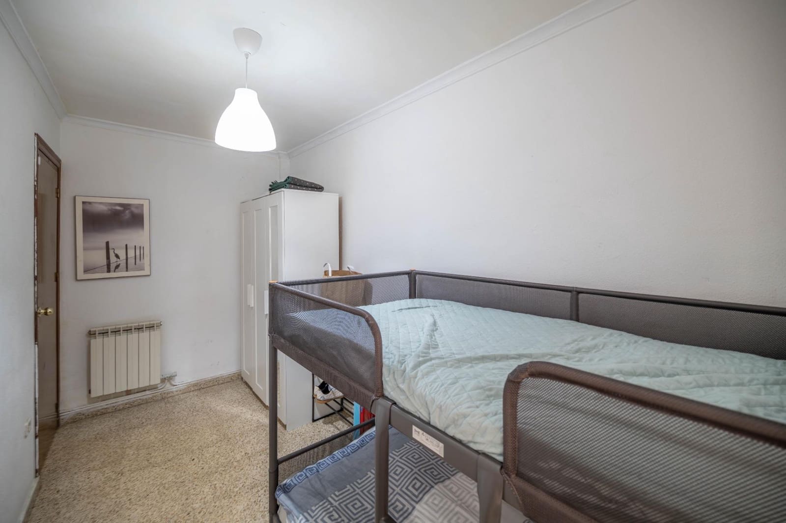 4 bedroom Flat for sale in Granada city - € 245,000 (Ref: 9666728)