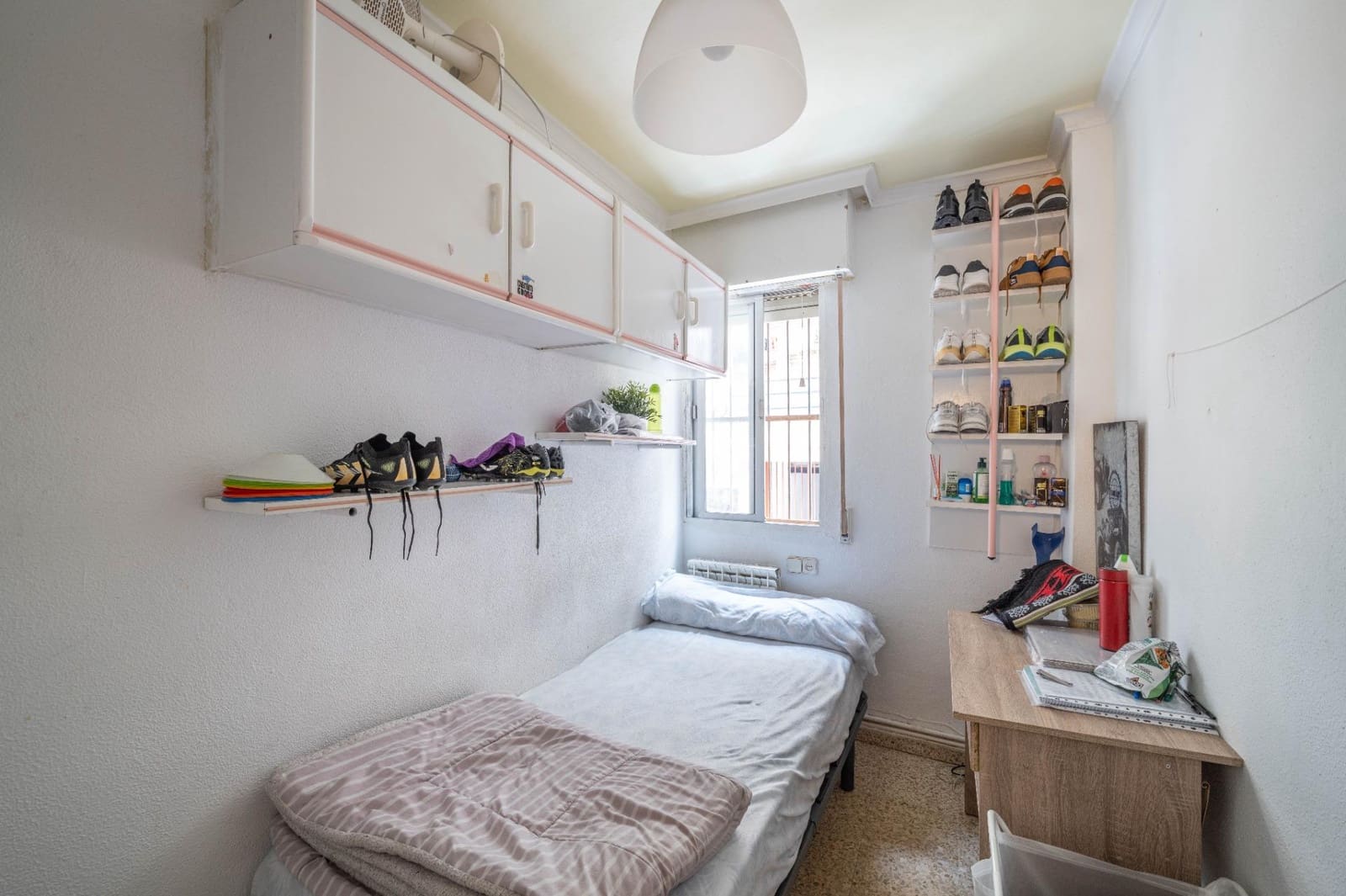 4 bedroom Flat for sale in Granada city - € 245,000 (Ref: 9666728)