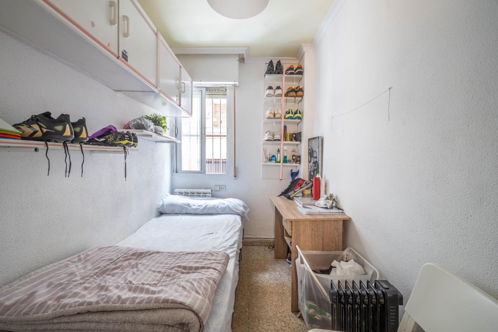 4 bedroom Flat for sale in Granada city - € 245,000 (Ref: 9666728)