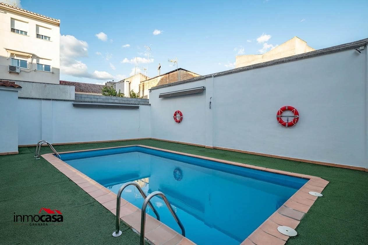3 Zimmer Wohnung zu verkaufen in Atarfe mit Pool - 169.000 € (Ref: 9686592)