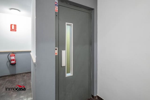 3 Zimmer Wohnung zu verkaufen in Atarfe mit Pool - 169.000 € (Ref: 9686592)