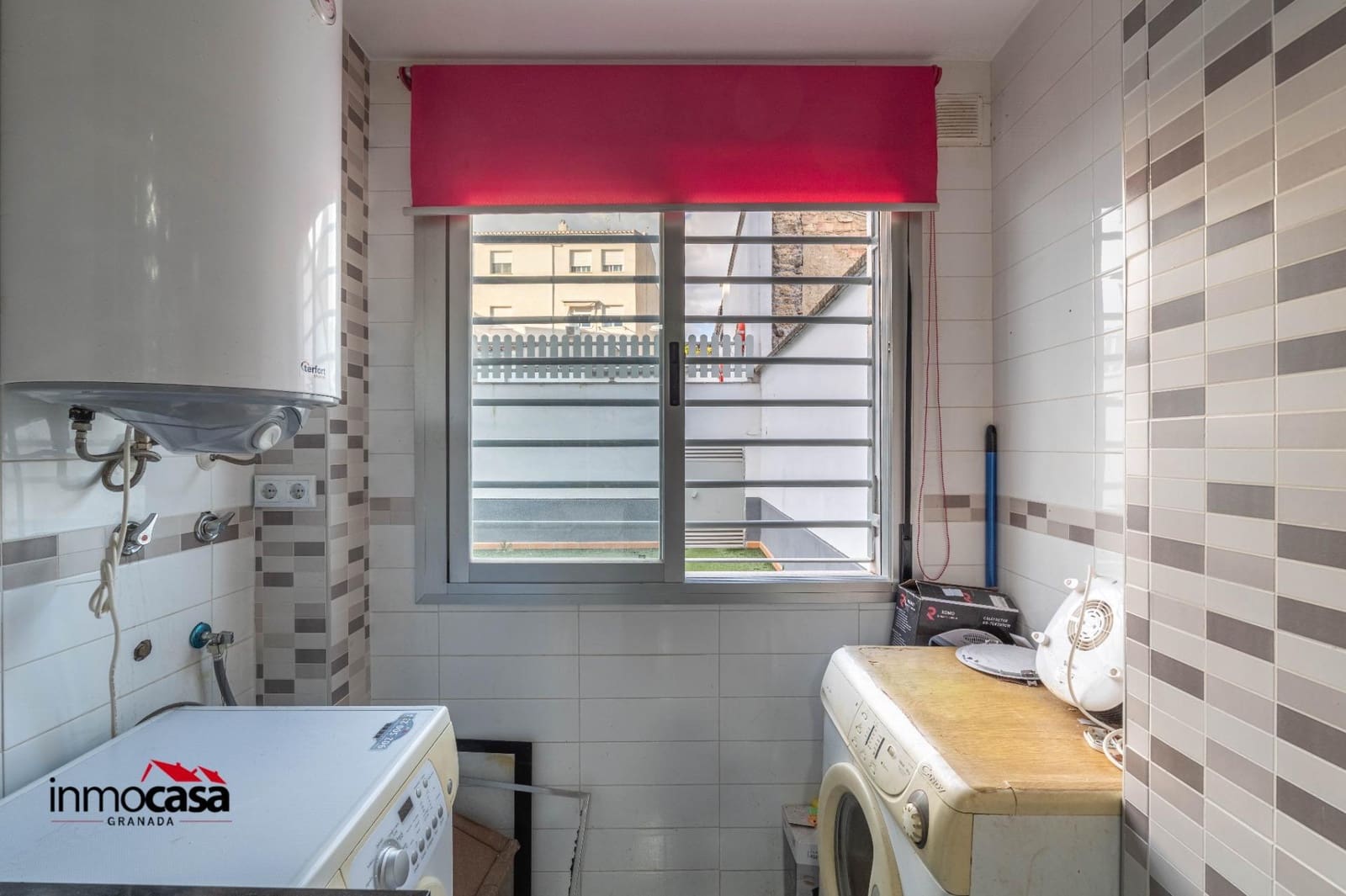 3 Zimmer Wohnung zu verkaufen in Atarfe mit Pool - 169.000 € (Ref: 9686592)