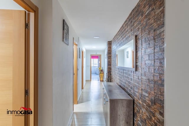 3 Zimmer Wohnung zu verkaufen in Atarfe mit Pool - 169.000 € (Ref: 9686592)