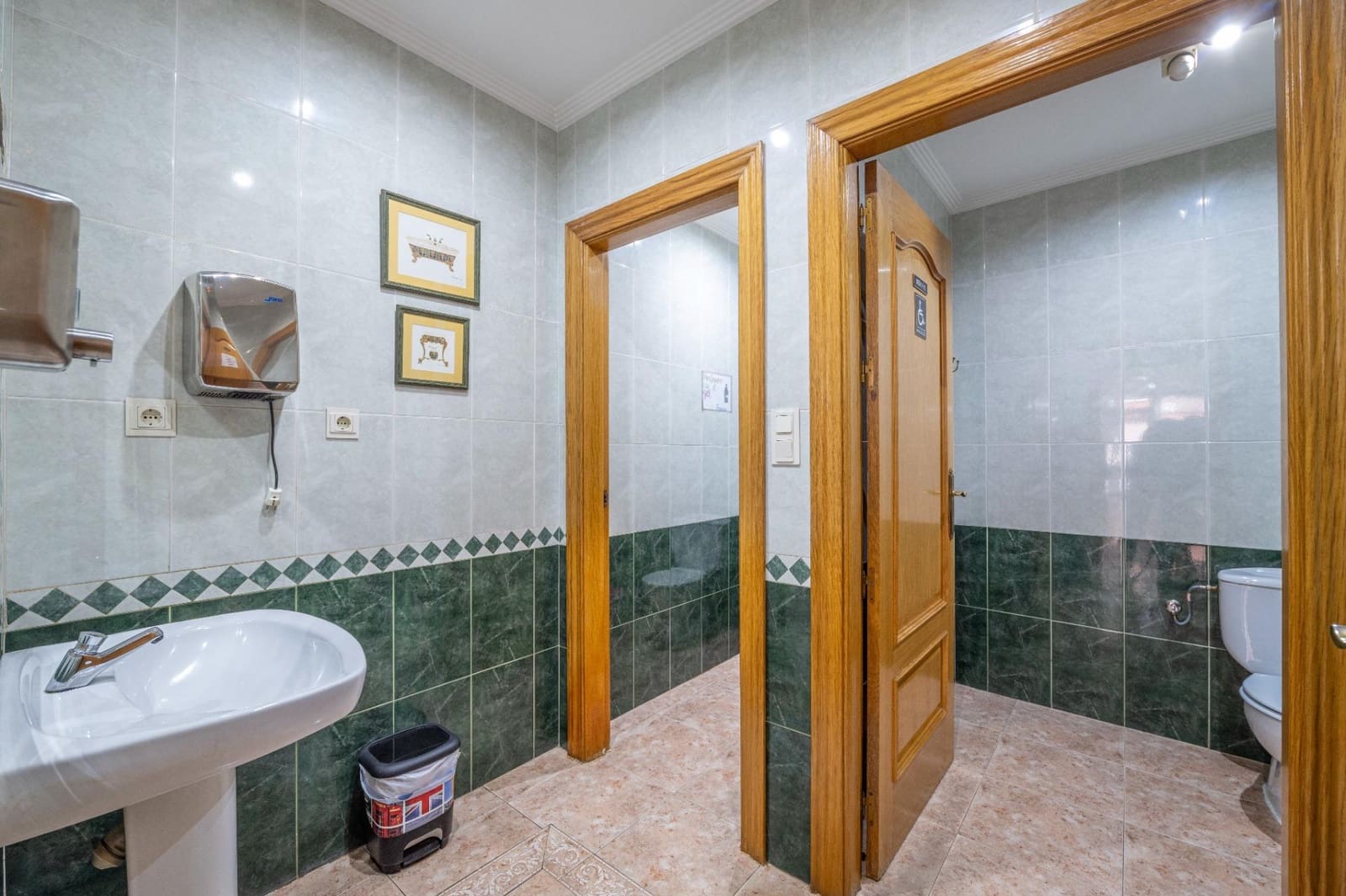 Virksomhed til salg i Armilla - € 279.900 (Ref: 9686593)