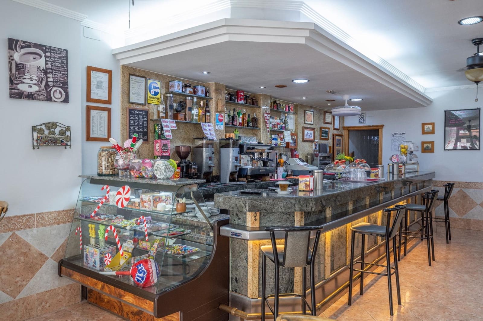 Virksomhed til salg i Armilla - € 279.900 (Ref: 9686593)