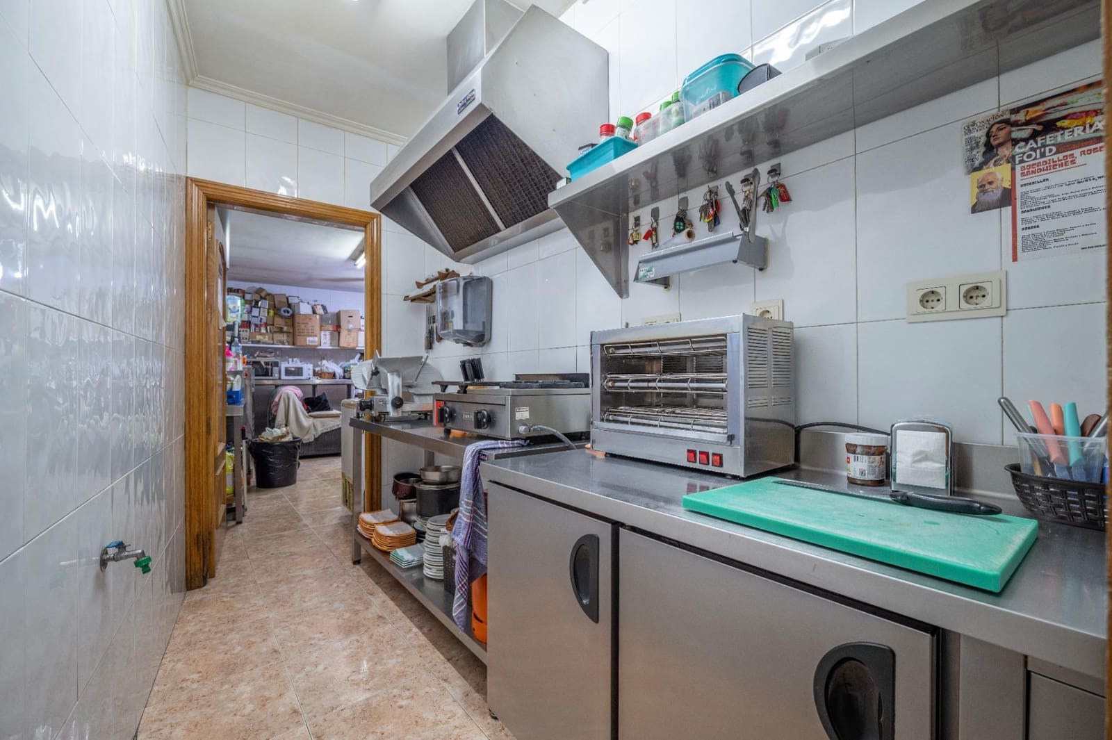 Business for sale in Armilla - € 279,900 (Ref: 9686593)