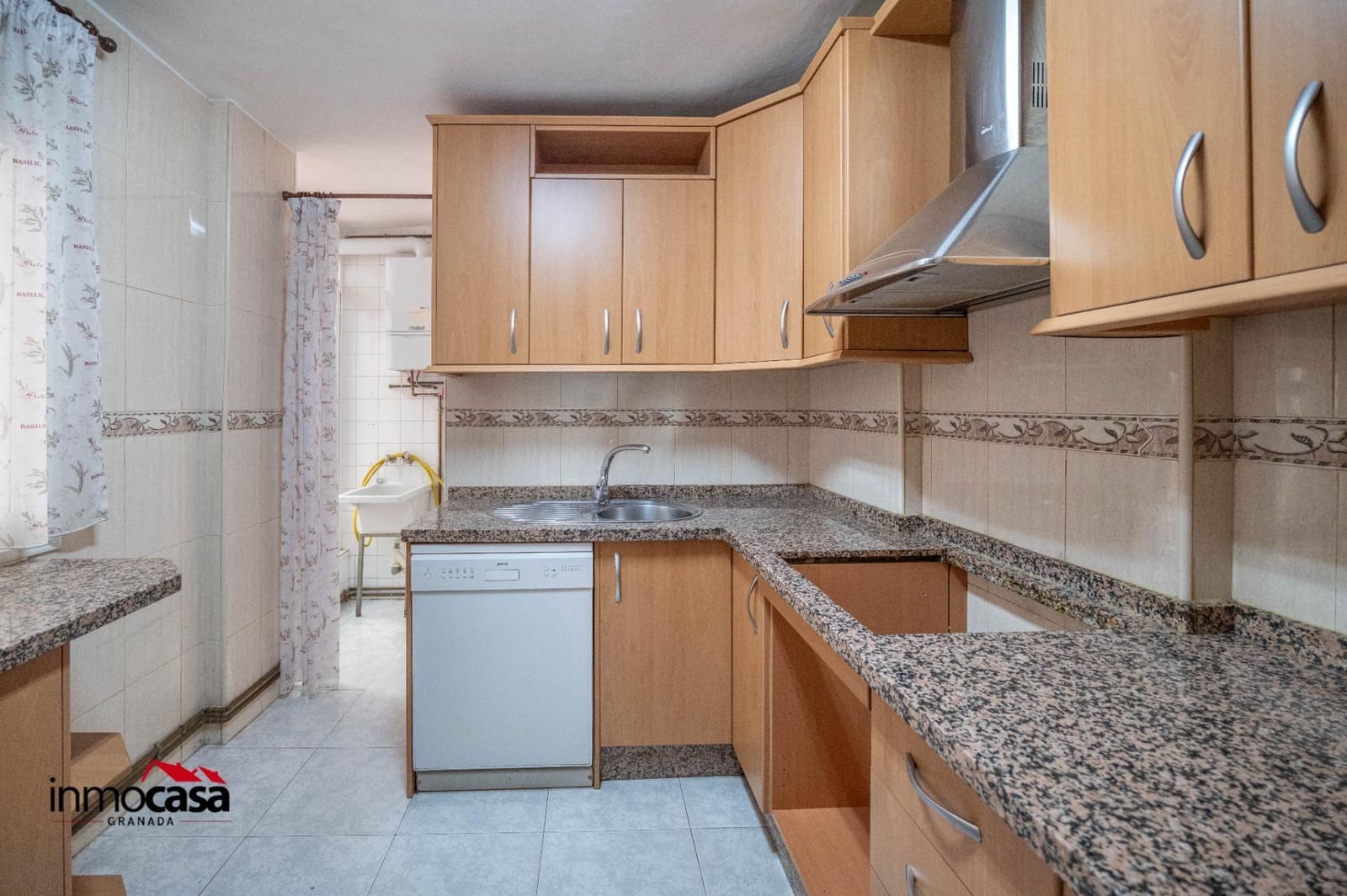 3 soveværelse Lejlighed til salg i Granada by - € 350.000 (Ref: 9712121)