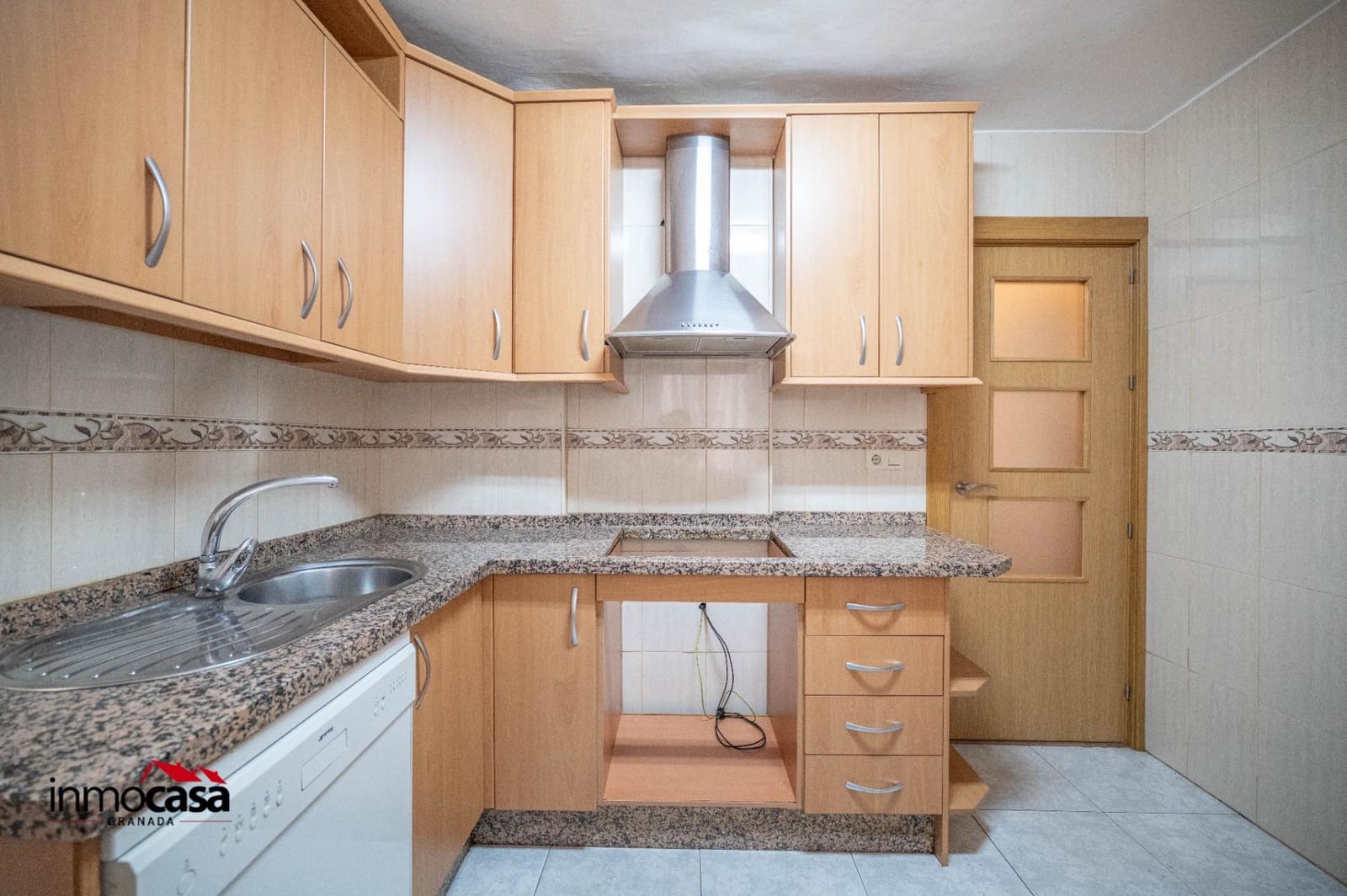 3 soveværelse Lejlighed til salg i Granada by - € 350.000 (Ref: 9712121)