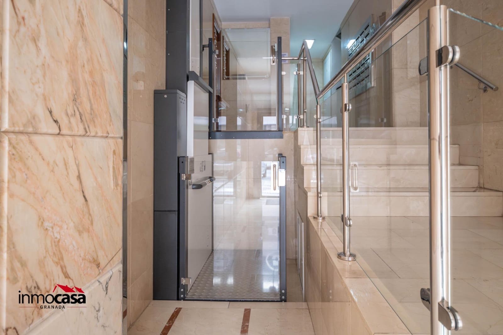 3 soveværelse Lejlighed til salg i Granada by - € 350.000 (Ref: 9712121)