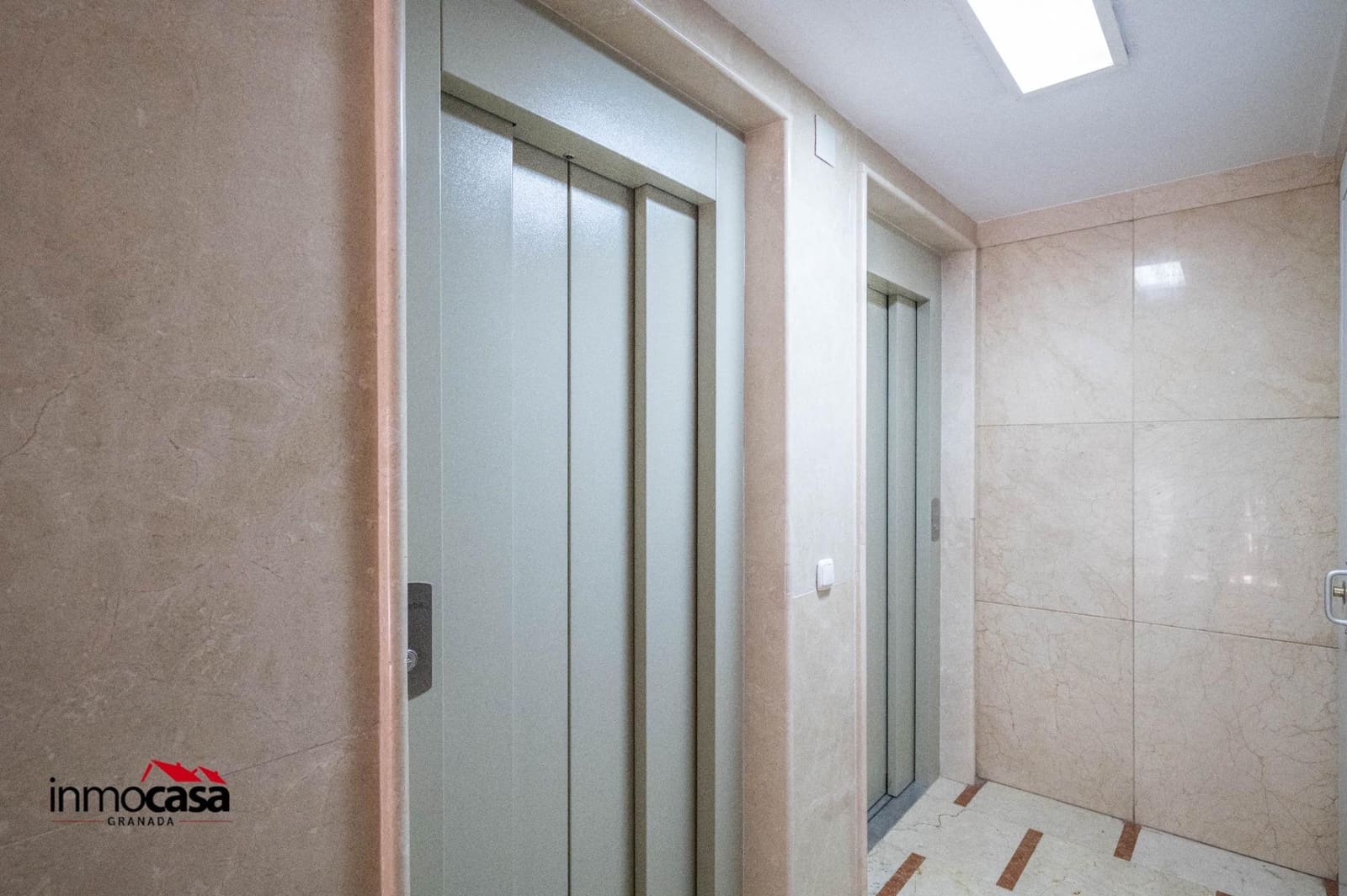 3 soveværelse Lejlighed til salg i Granada by - € 350.000 (Ref: 9712121)