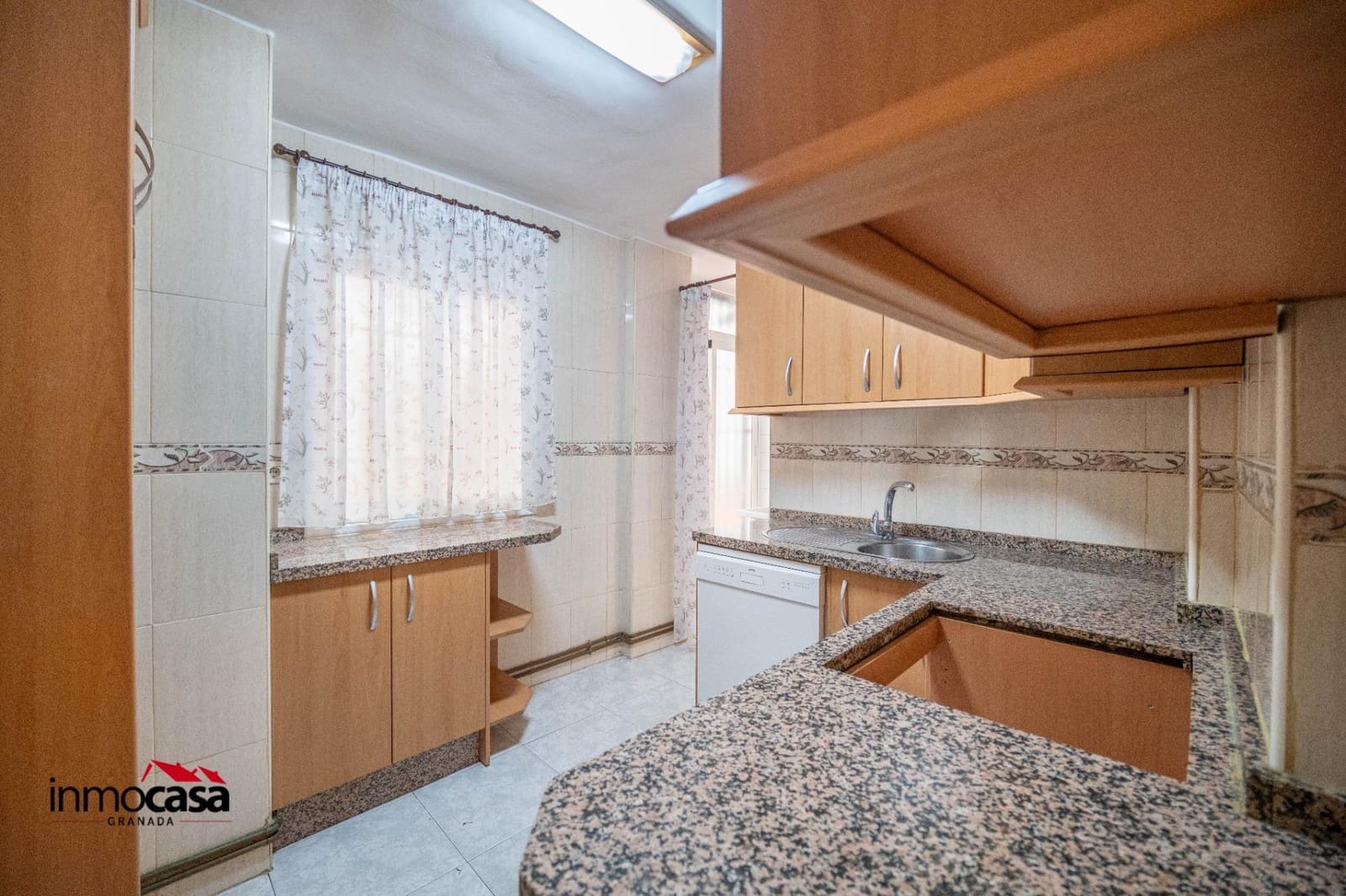 3 soveværelse Lejlighed til salg i Granada by - € 350.000 (Ref: 9712121)